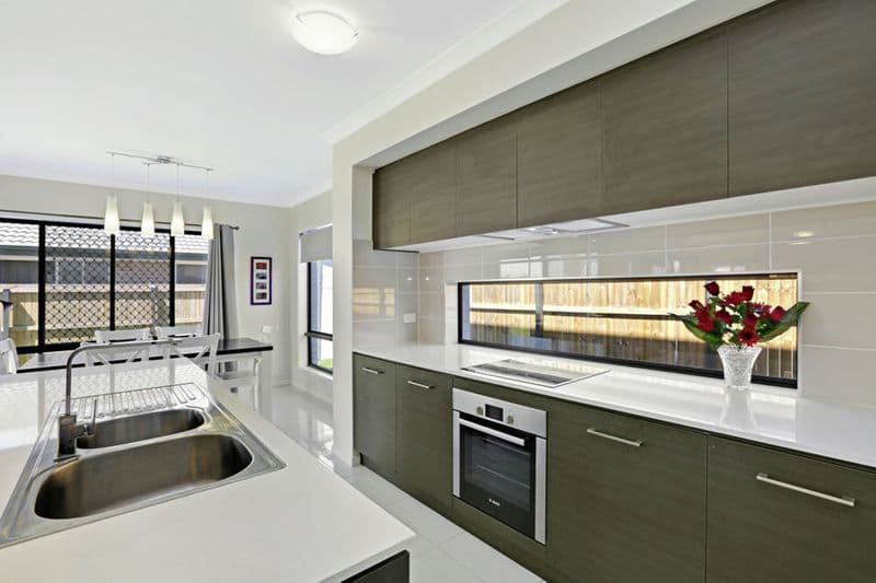 51 Burnett Drive, Holmview - Image 1