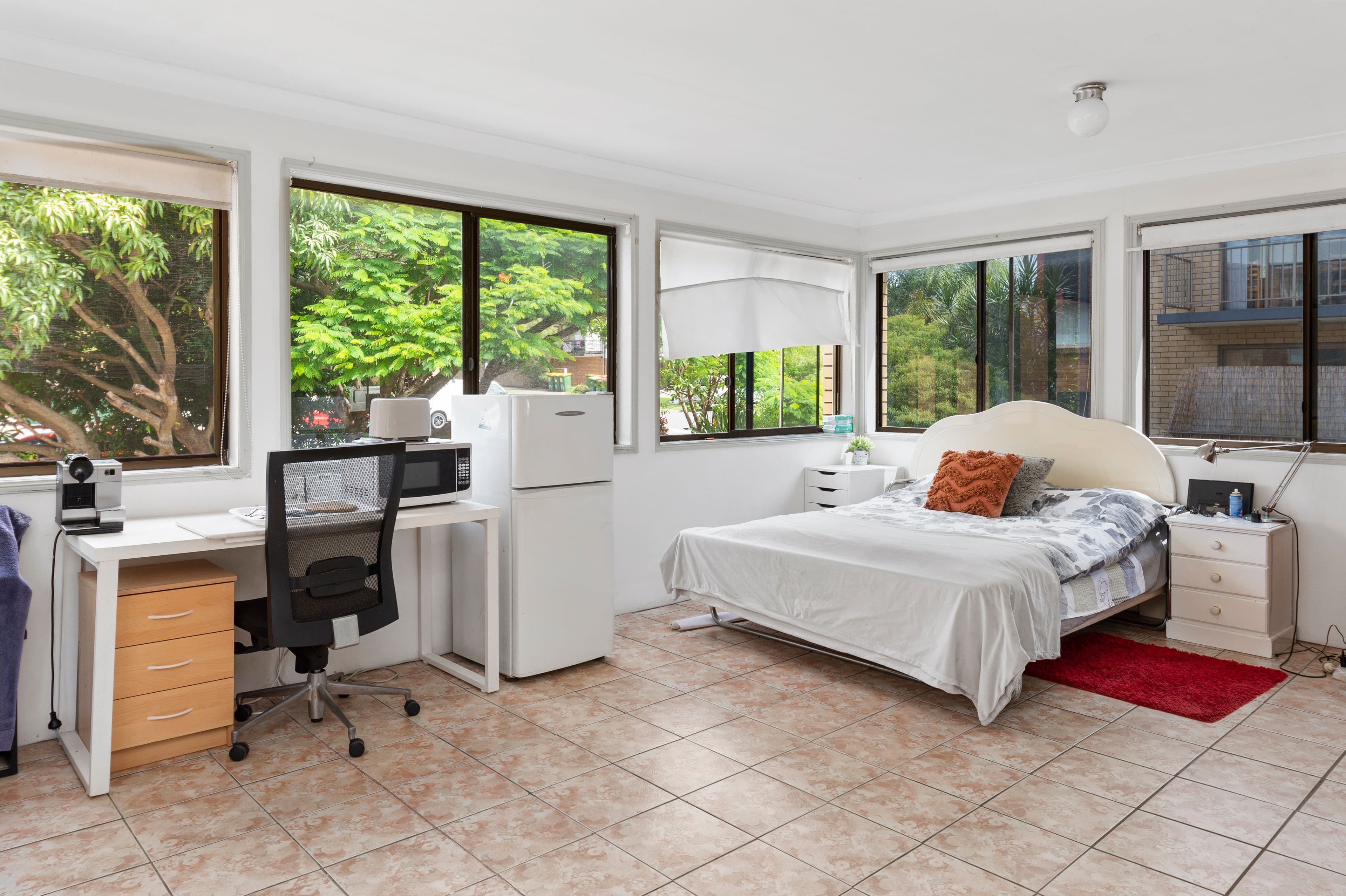 27 White Street, Southport QLD 4215, Southport - Thumbnail 2