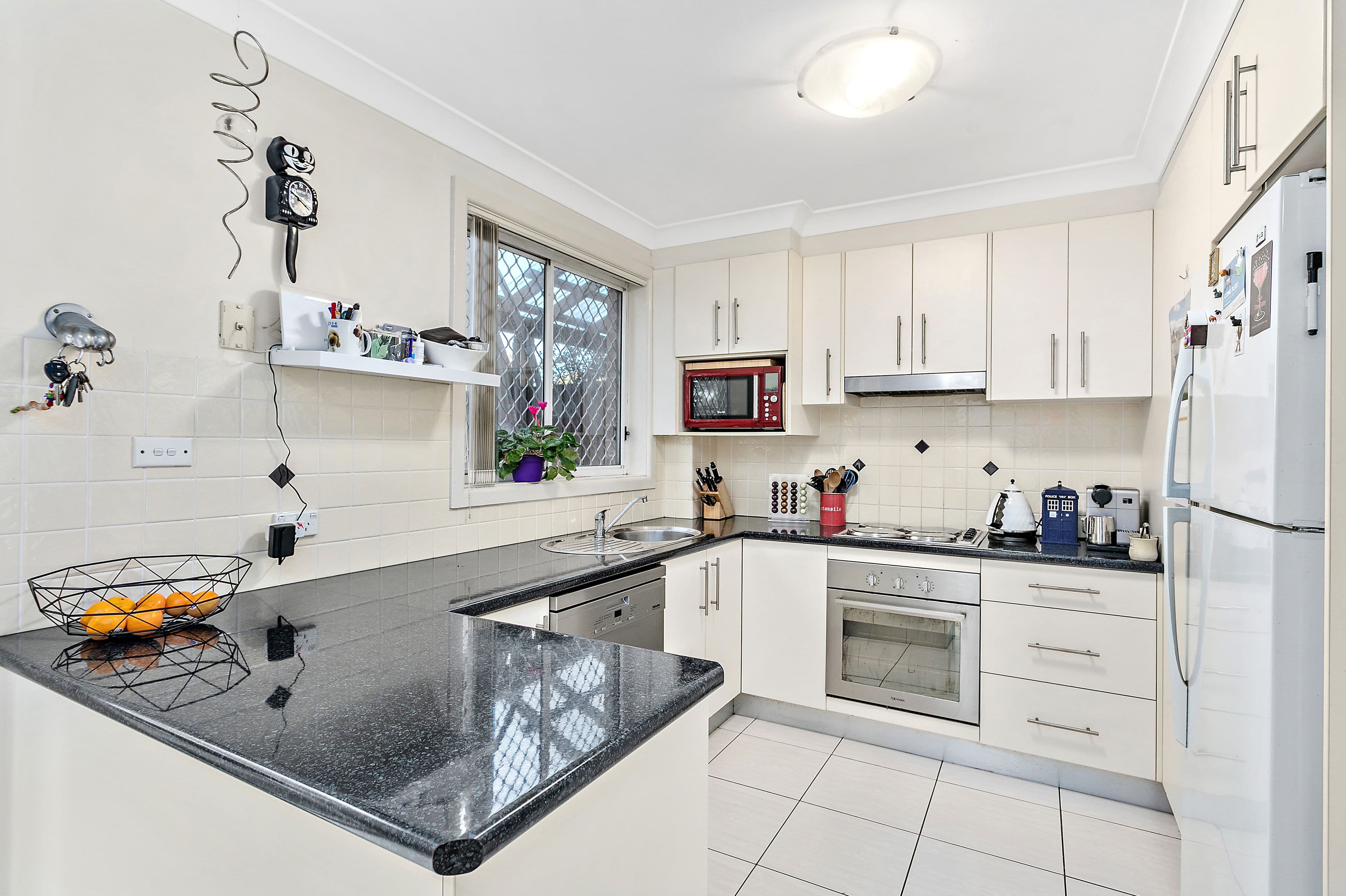 10-12 Bateman Avenue, Albion Park Rail NSW 2527, Albion Park Rail - Thumbnail 2