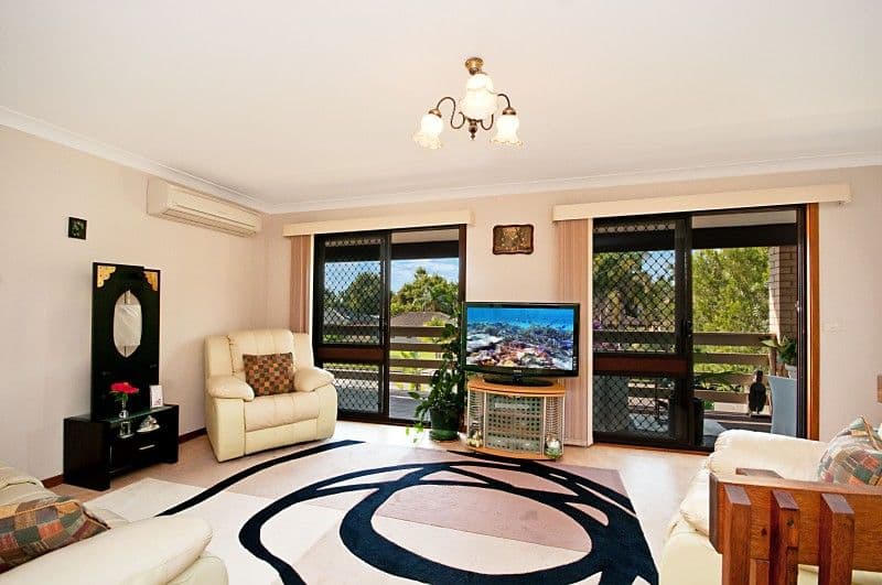 18 Warratta Road, KILLARNEY VALE NSW 2261, Killarney Vale - Thumbnail 2