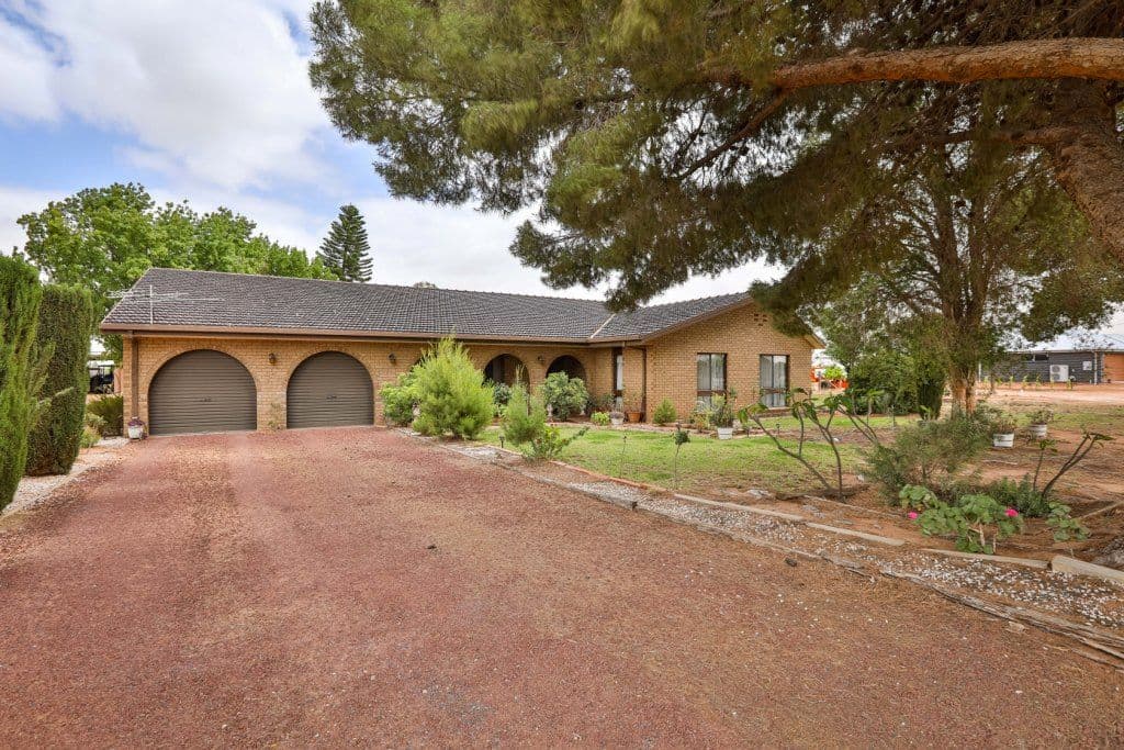 331 Karadoc Avenue, Nichols Point VIC 3501, Nichols Point - Image 1