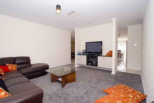 34 Azure Drive, TARNEIT VIC 3029, Tarneit - Thumbnail 5