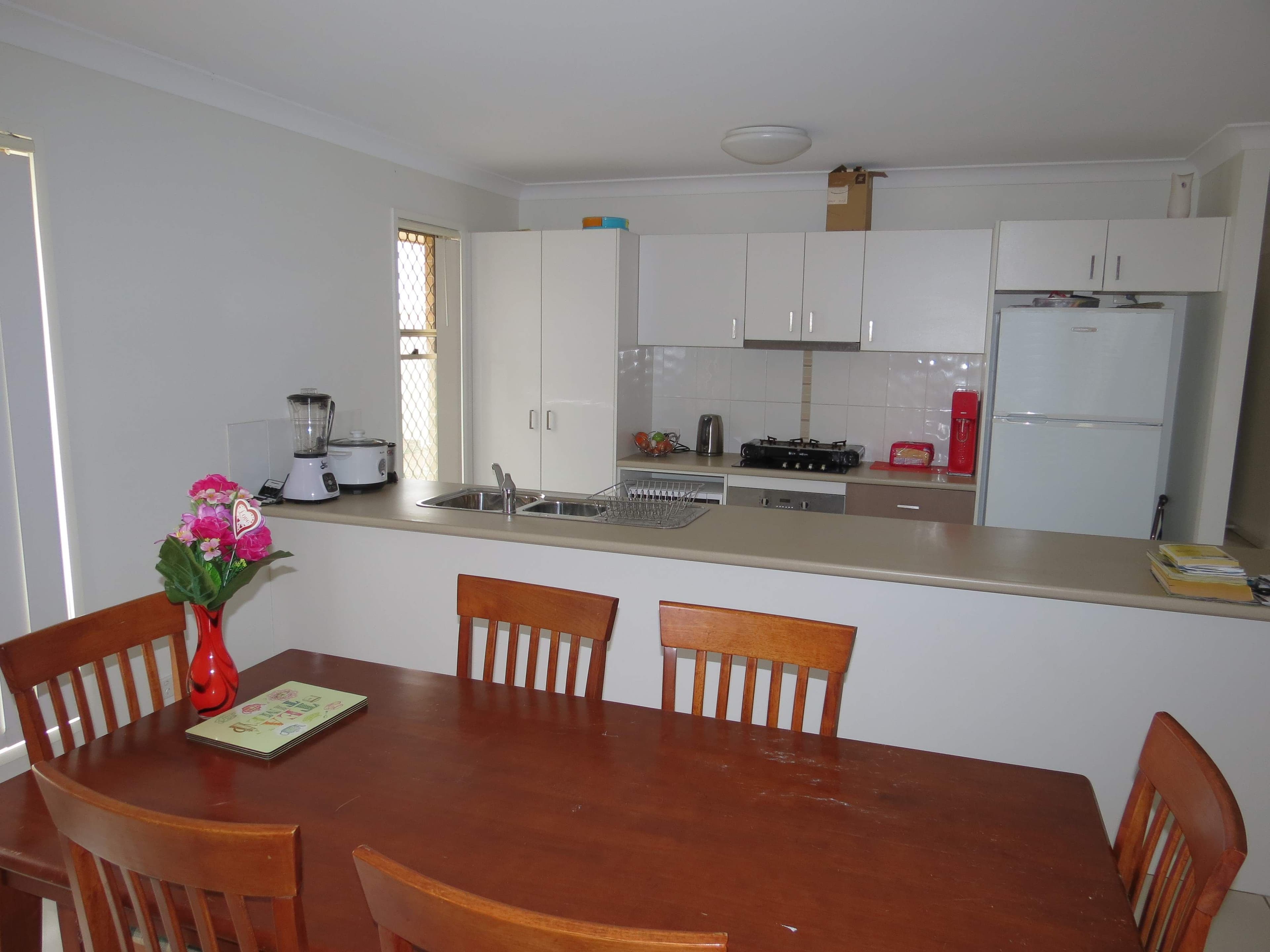 2 Suncrest Street, Emerald QLD 4720, Emerald - Thumbnail 5