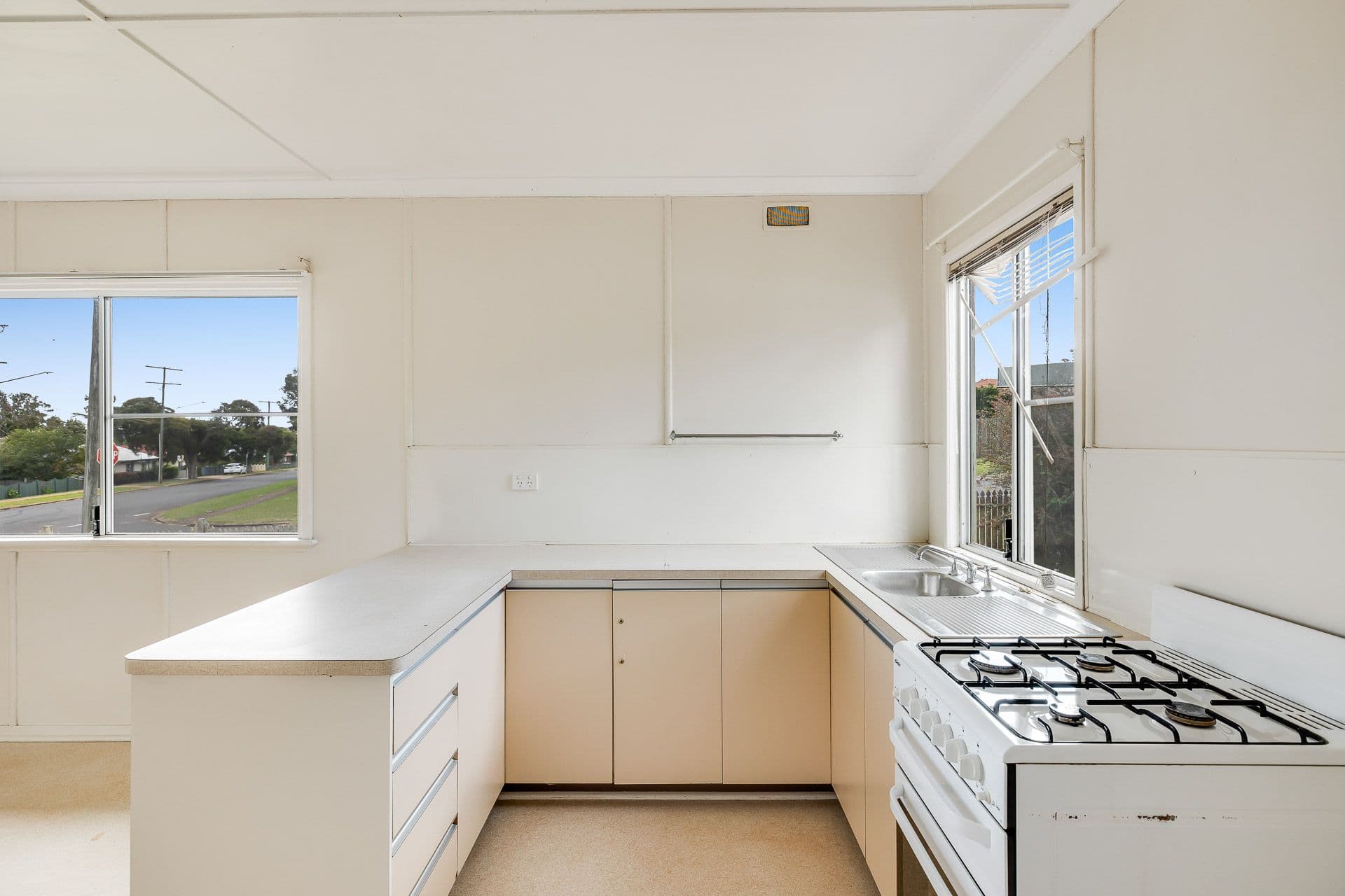 7 Coonan Street, Harlaxton QLD 4350, Harlaxton - Thumbnail 4
