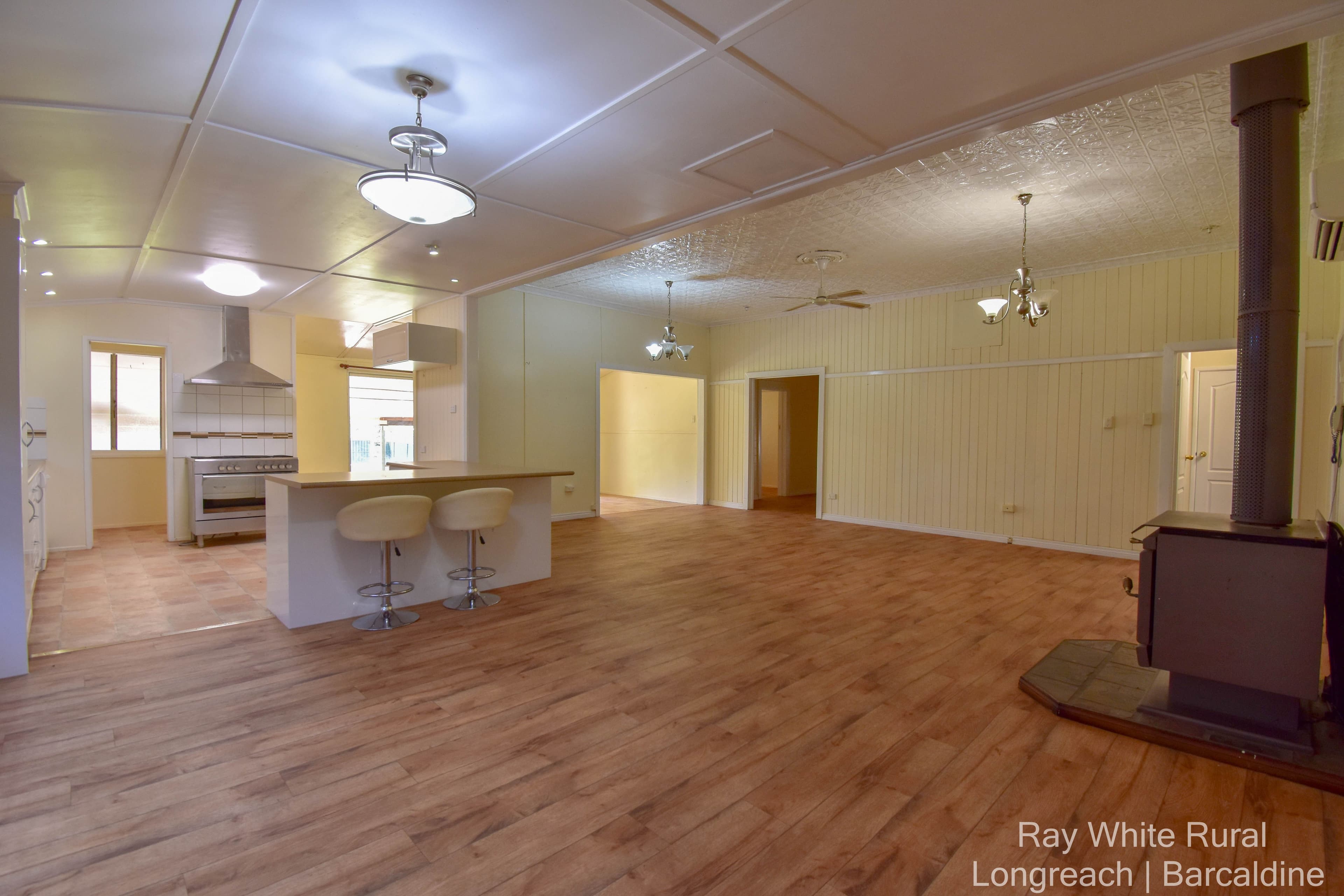 28 Eagle Street, Longreach QLD 4730, Longreach - Thumbnail 6