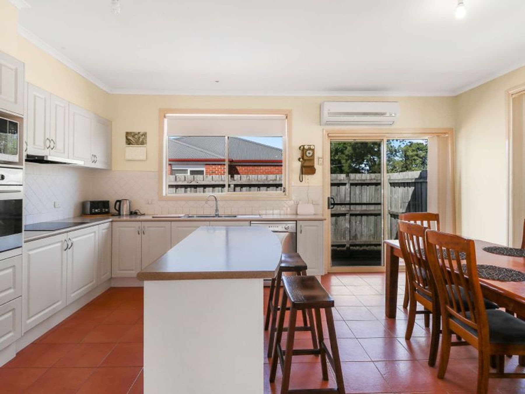 1/331 ROSSITER Road, Koo Wee Rup, Koo Wee Rup - Thumbnail 3