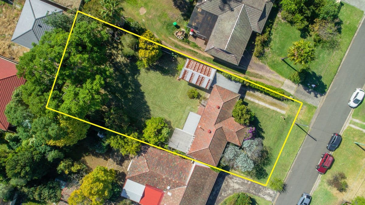 19 Deakin Street, West Ryde - Image 1