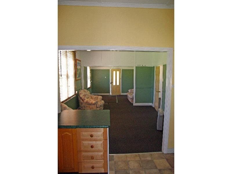 65 Raglan Street, WINGEN NSW 2337, Wingen - Thumbnail 3