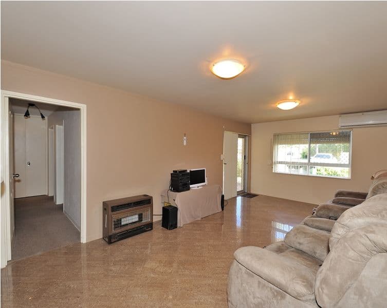 45 Bradley Way, LOCKRIDGE WA 6054, Lockridge - Thumbnail 2