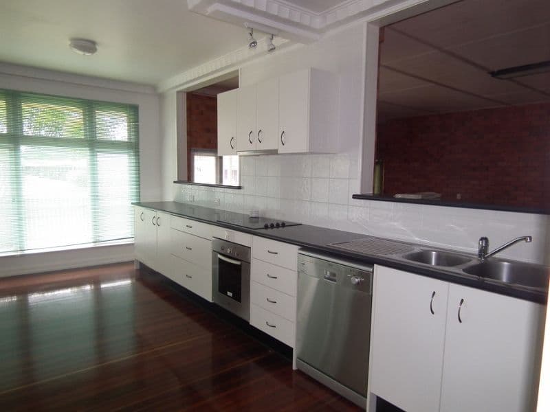30 Burrum Street, Maryborough QLD 4650, Maryborough - Thumbnail 3