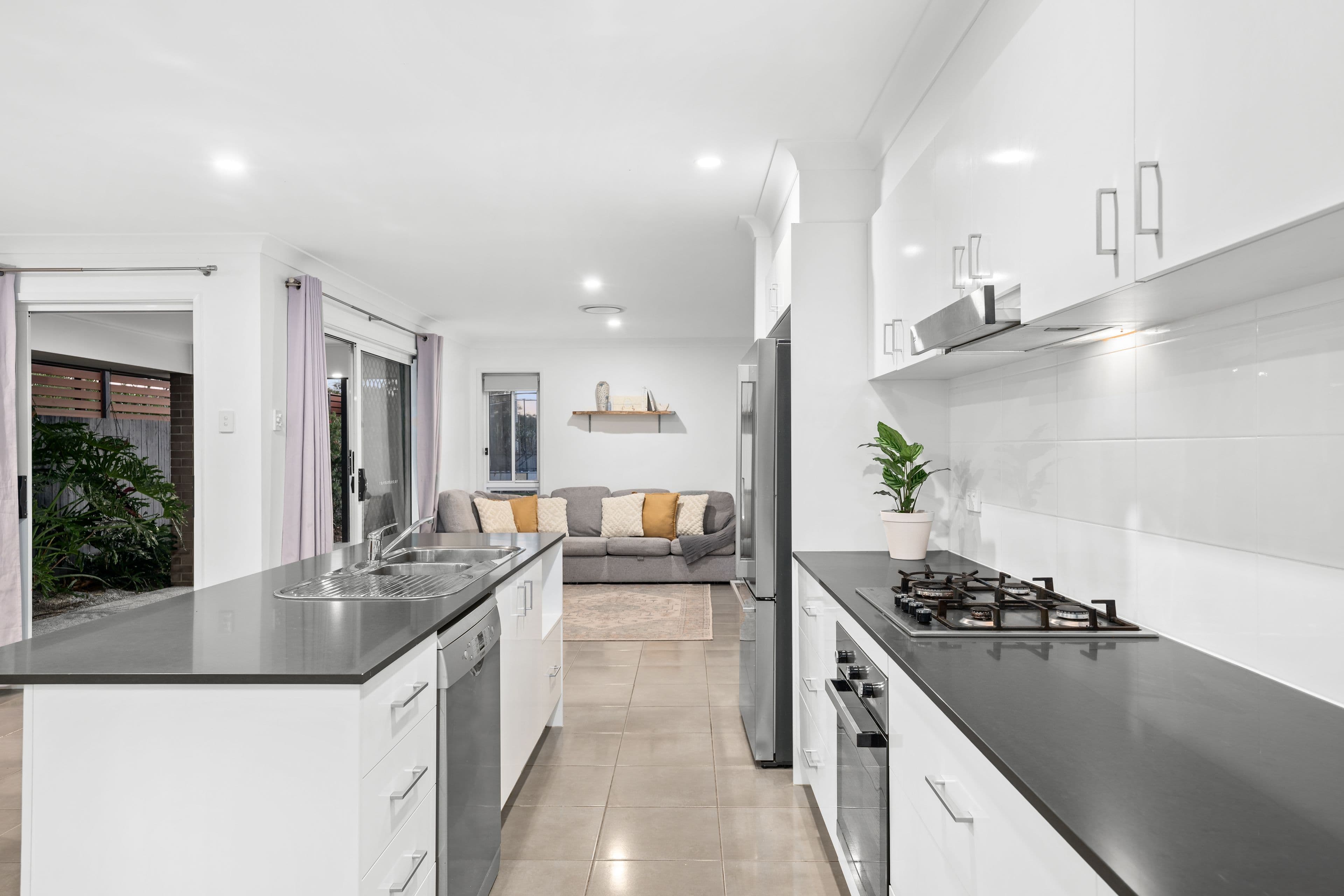 33 Tuckeroo Street, Ripley QLD 4306, Ripley - Thumbnail 8