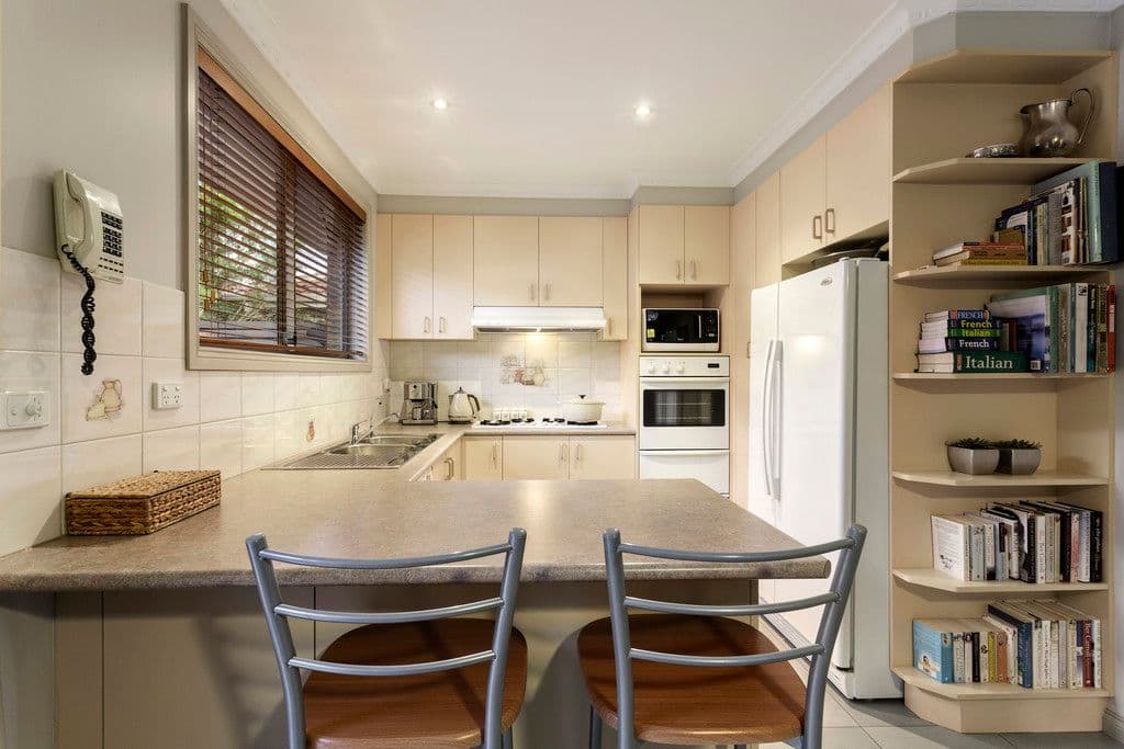 74 Axford Crescent, Oakleigh South VIC 3167, Oakleigh South - Thumbnail 3