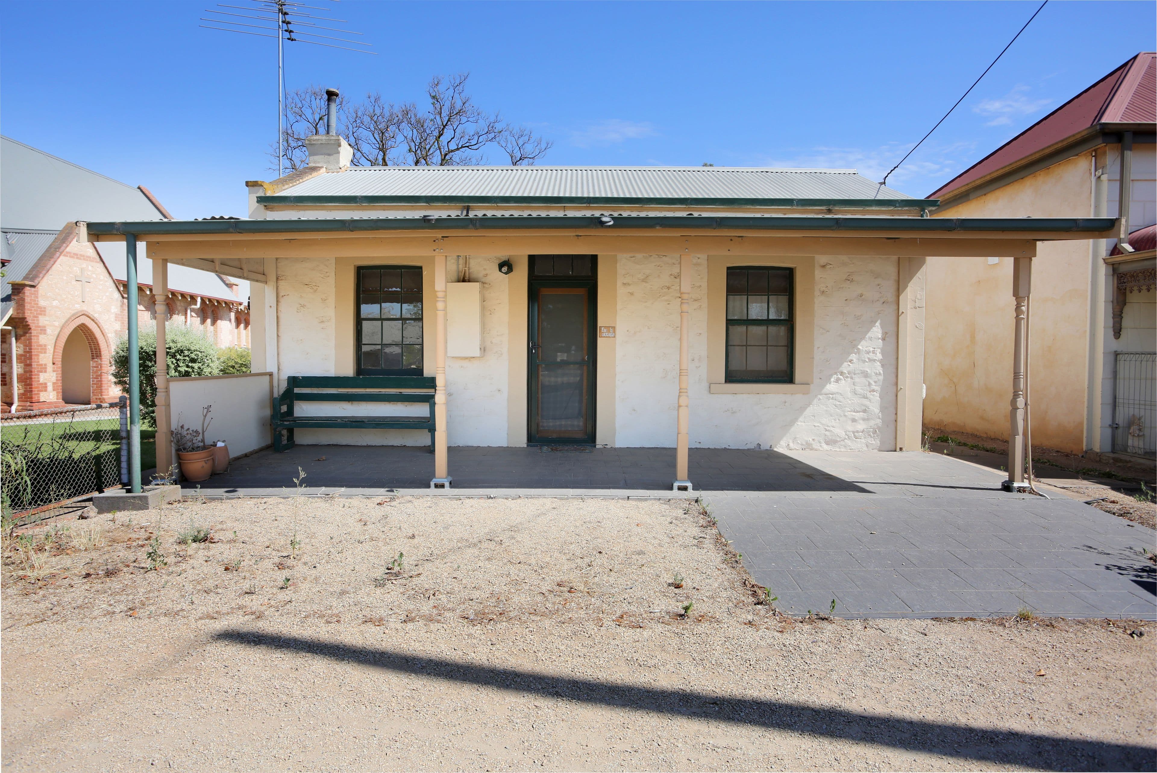 9 Humphrey Street, Balaklava SA 5461, Balaklava - Image 1