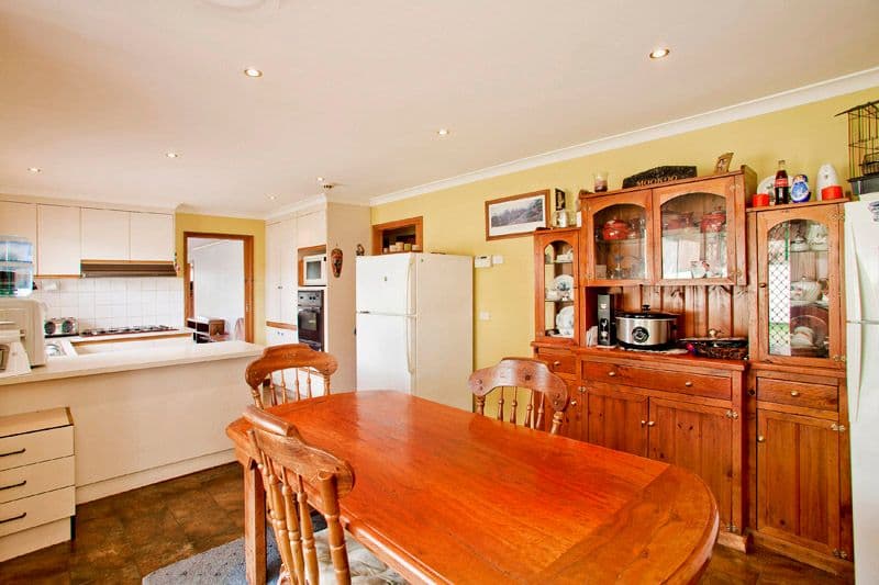 64 Fairbairn Drive, CORIO VIC 3214, Corio - Thumbnail 4