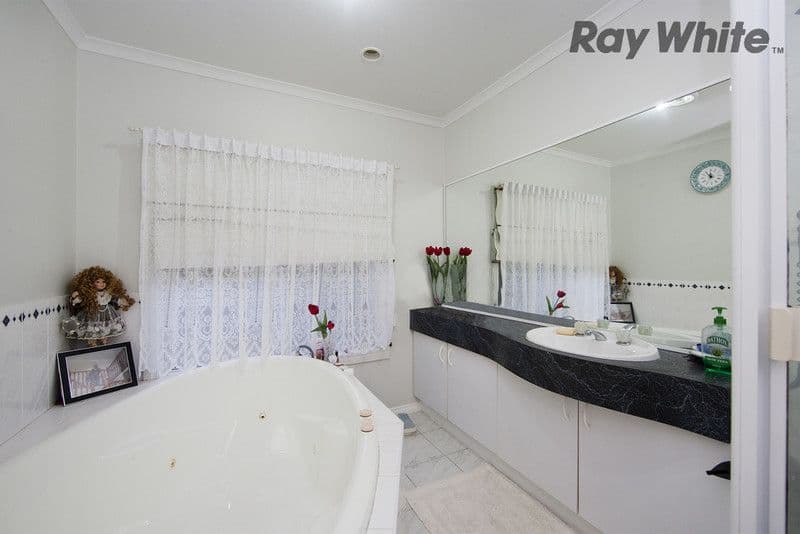 109 Wilmington Drive, HOPPERS CROSSING VIC 3029, Hoppers Crossing - Thumbnail 6