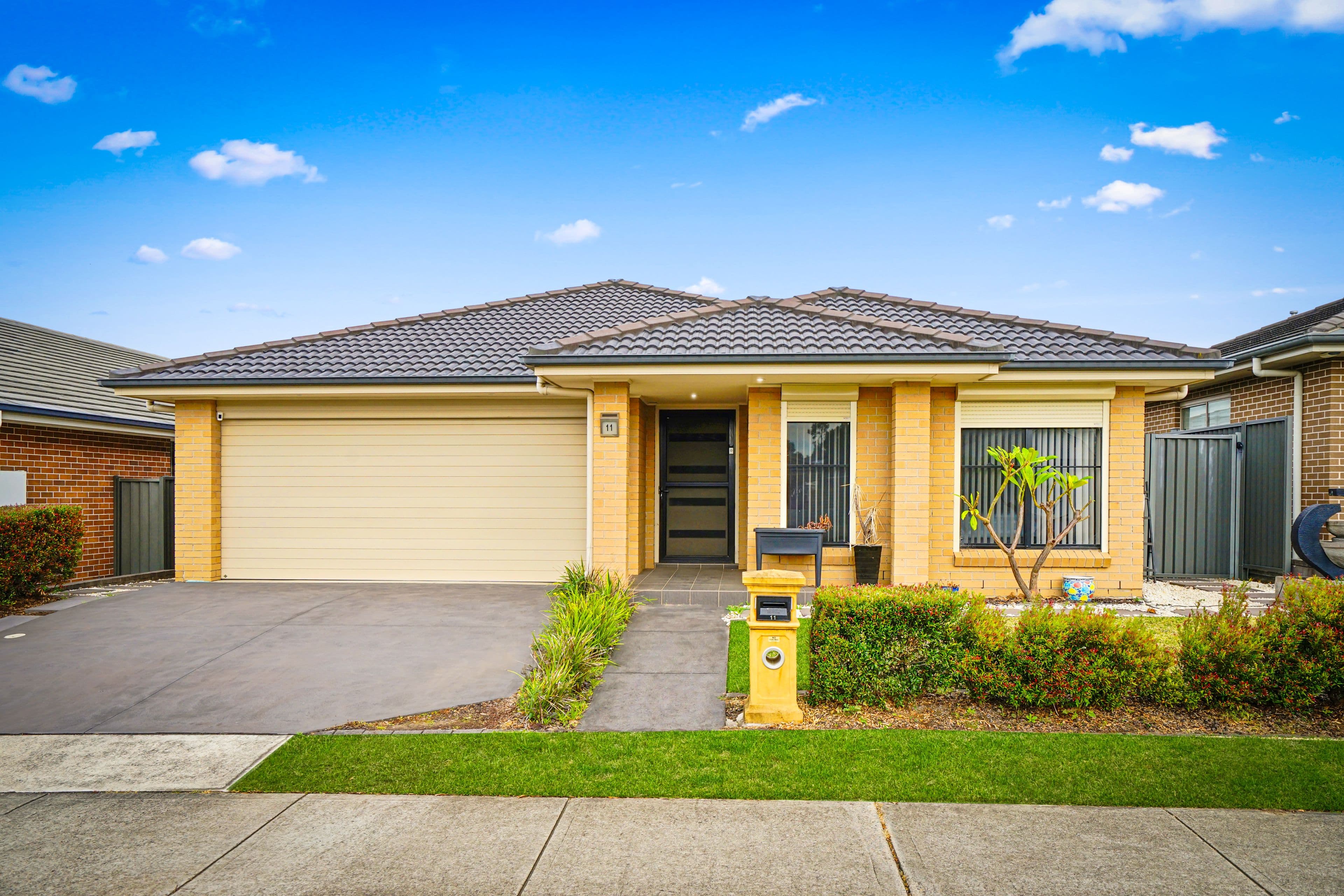 11 Sinclair Parade, JORDAN SPRINGS NSW 2747, Jordan Springs - Image 1