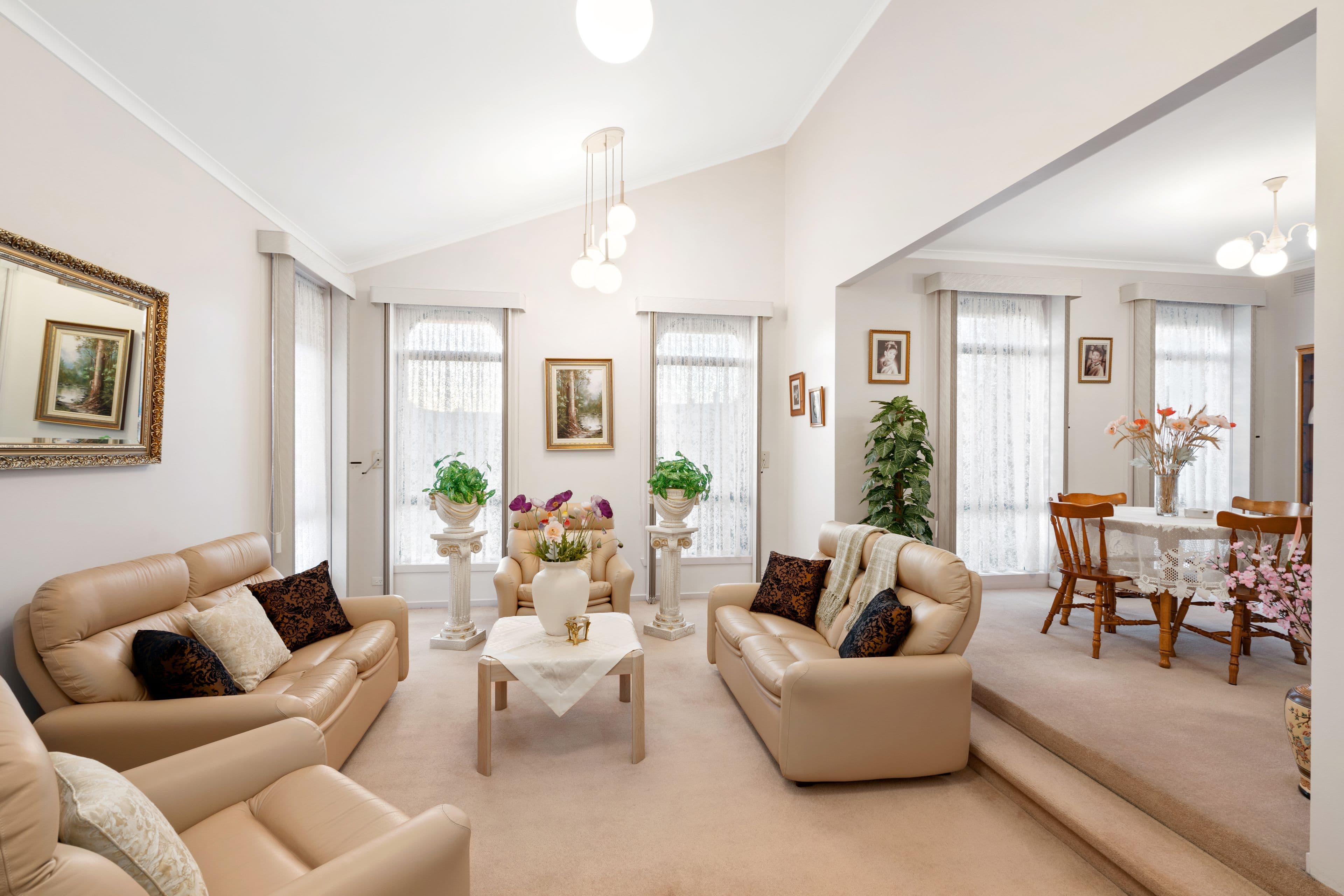 34 Virginia Crescent, Bundoora VIC 3083, Bundoora - Thumbnail 2