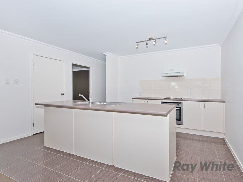 36 Ballyalla Crescent, Warner QLD 4500, Warner - Thumbnail 4