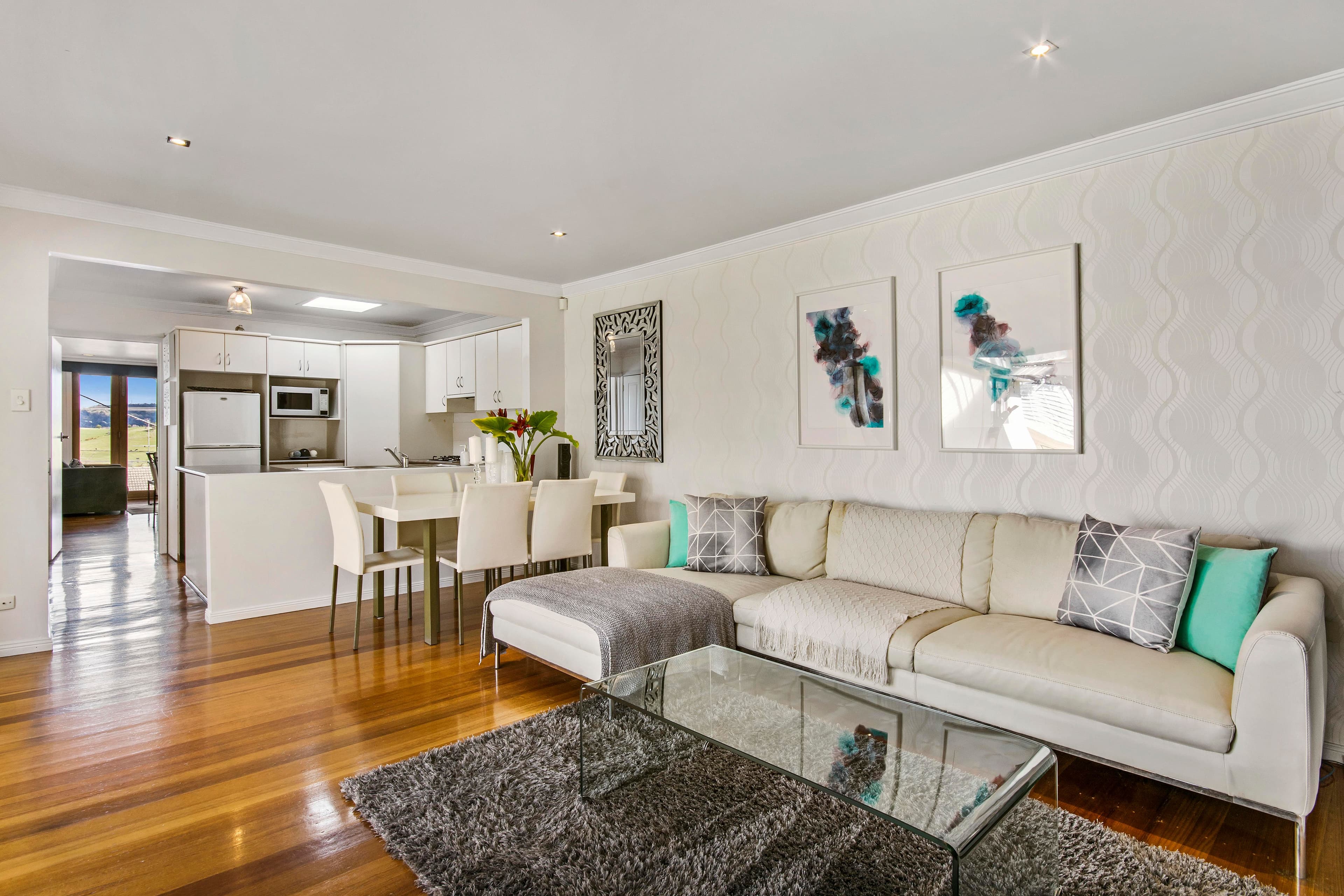 4 Blucher Street, Ferntree Gully VIC 3156, Ferntree Gully - Thumbnail 2
