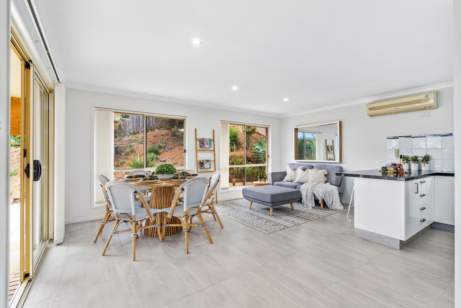 8 Temoe Rise, Pacific Pines QLD 4211, Pacific Pines - Thumbnail 4