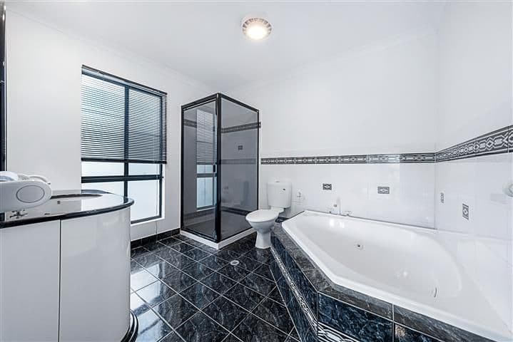 22 Illawong Street, Cannonvale QLD 4802, Cannonvale - Thumbnail 8