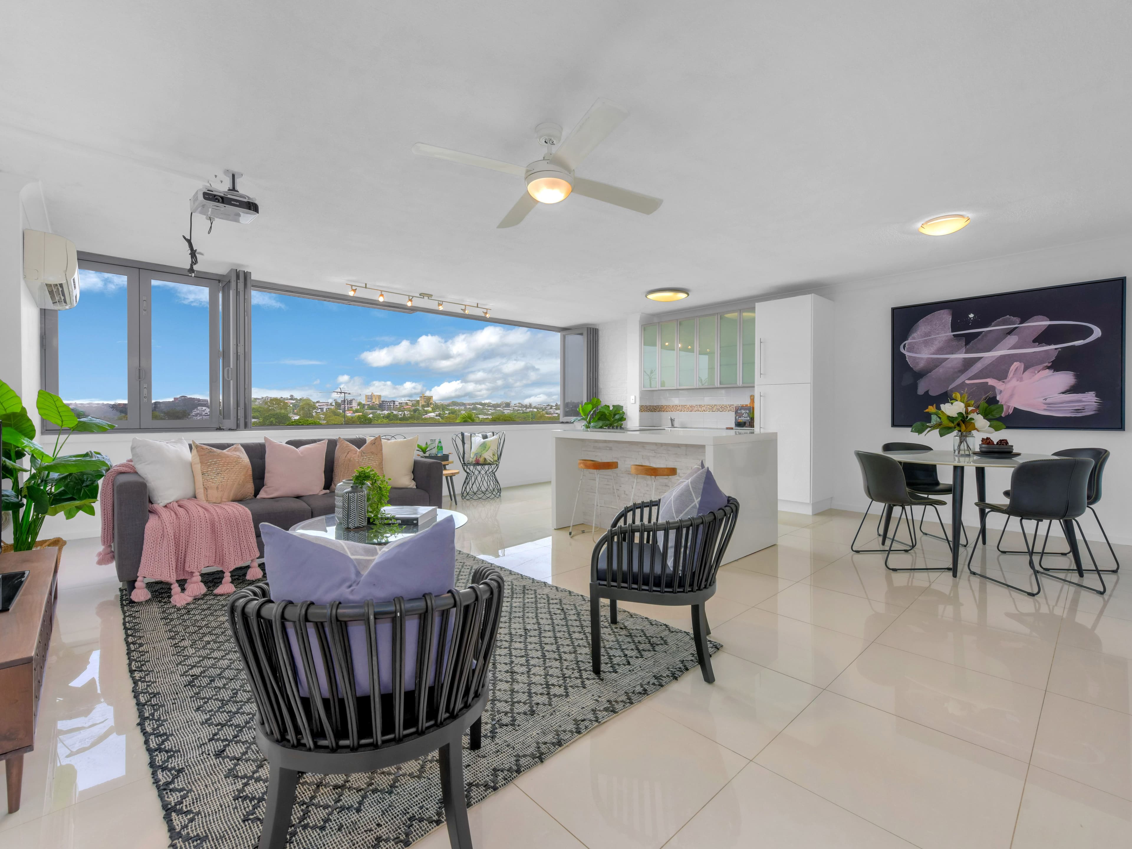 12 Hanworth Street, East Brisbane QLD 4169, East Brisbane - Thumbnail 2