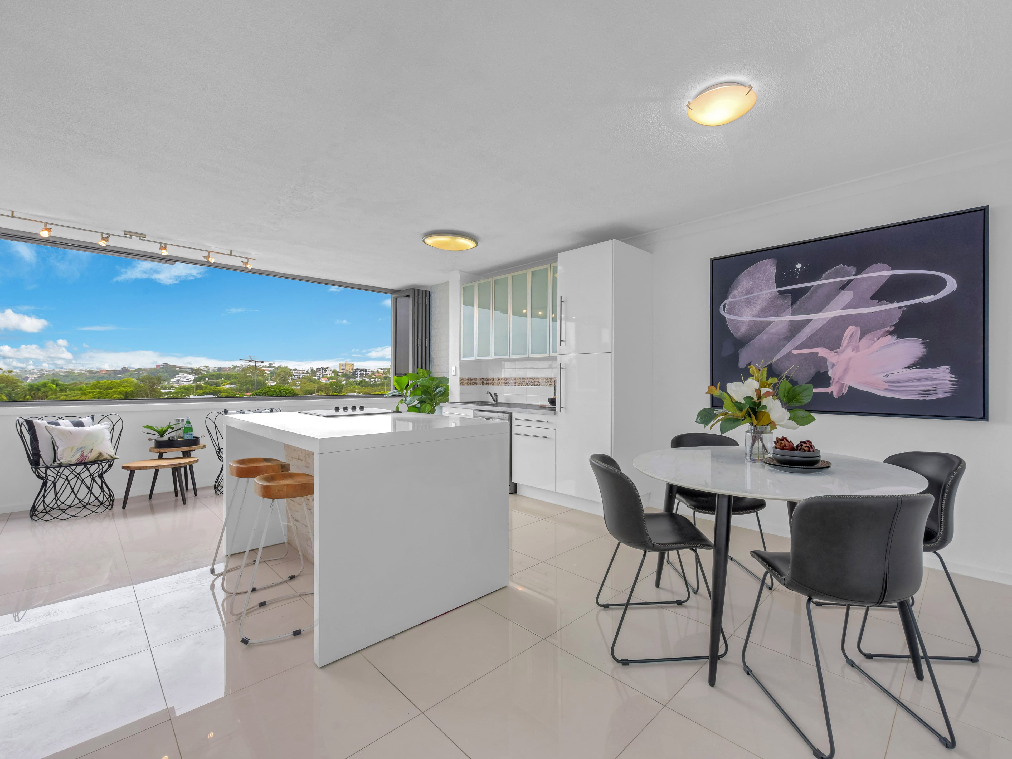 12 Hanworth Street, East Brisbane QLD 4169, East Brisbane - Thumbnail 4