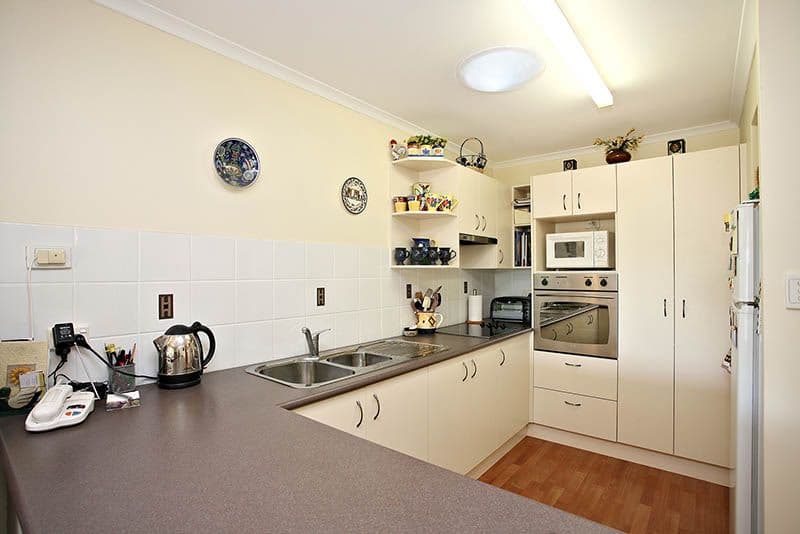 74 Sunbeam Street, ANNERLEY QLD 4103, Annerley - Thumbnail 2