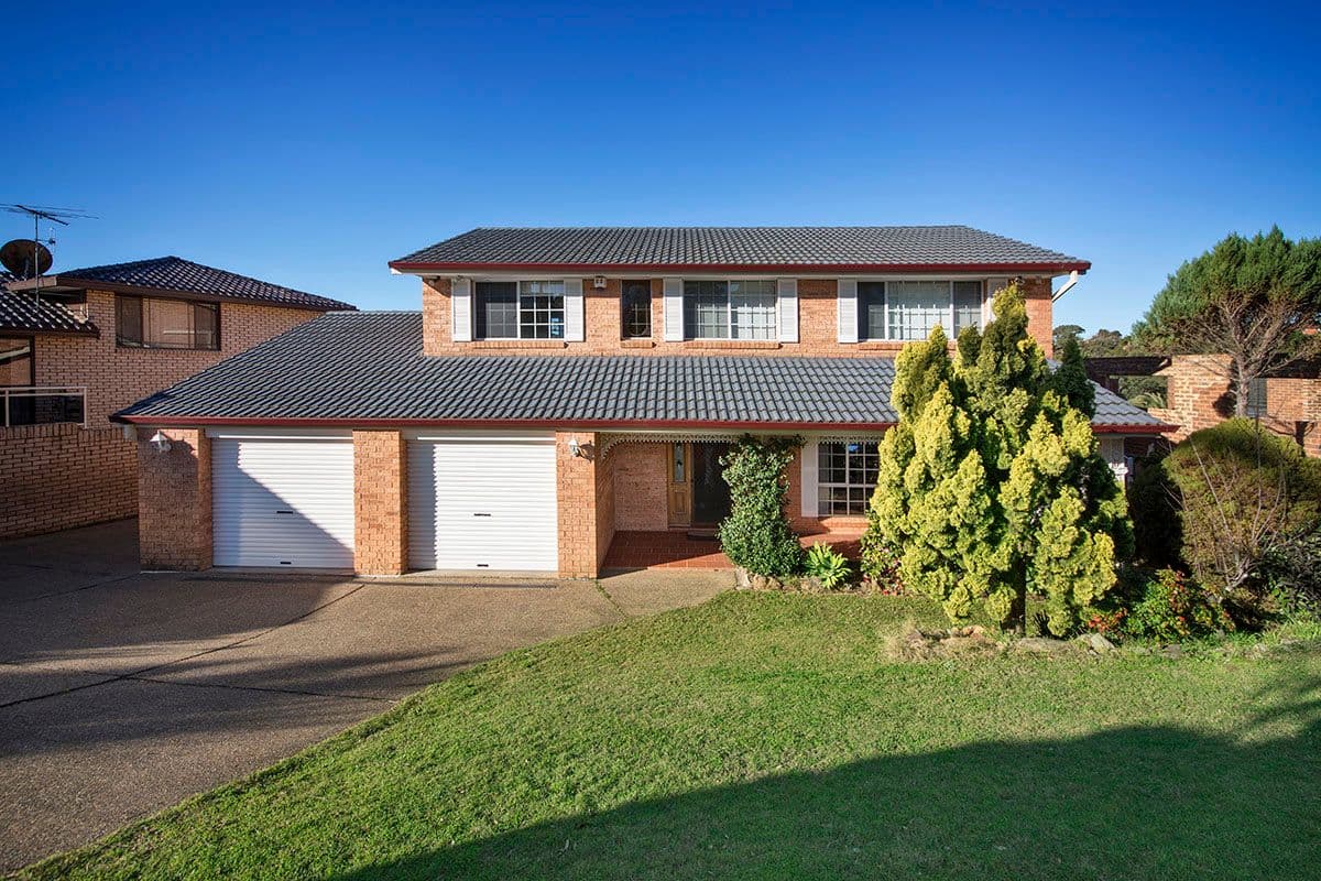 26 Mariner Road, Illawong - Image 1