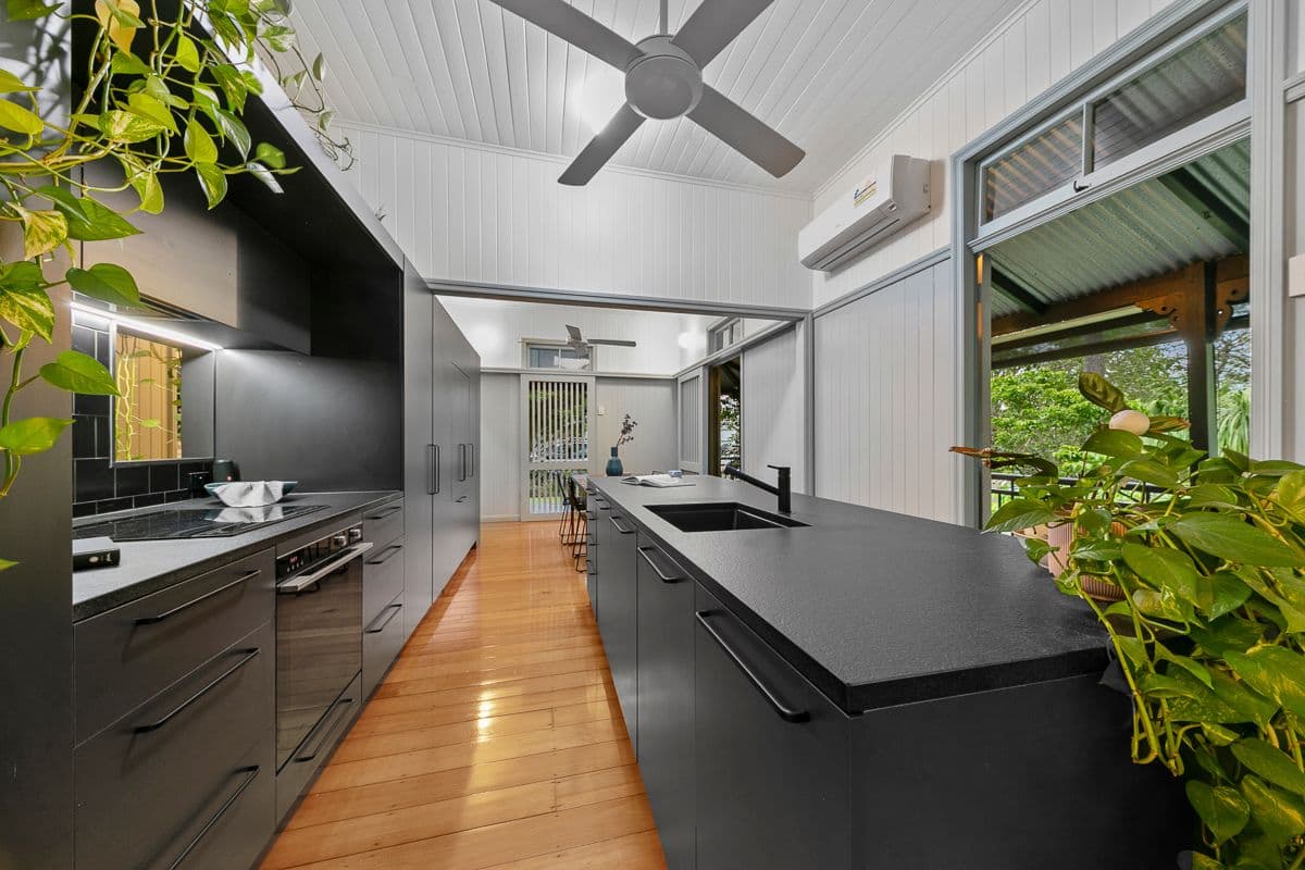 28 Whitfield Parade, Hammondville NSW 2170, Hammondville - Thumbnail 3