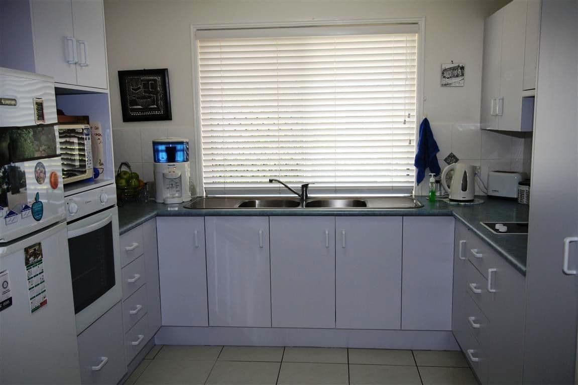 240 German Street, NORMAN GARDENS QLD 4701, Norman Gardens - Thumbnail 4