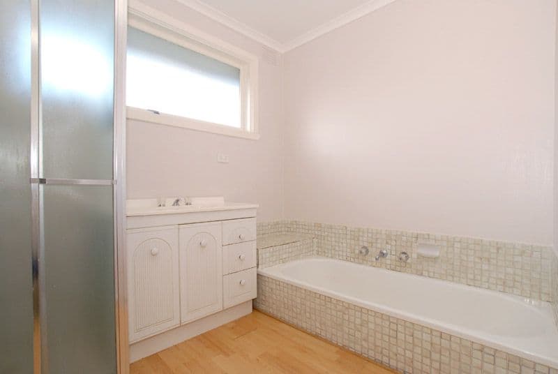 76  Athol Road, SPRINGVALE SOUTH VIC 3172, Springvale South - Thumbnail 4