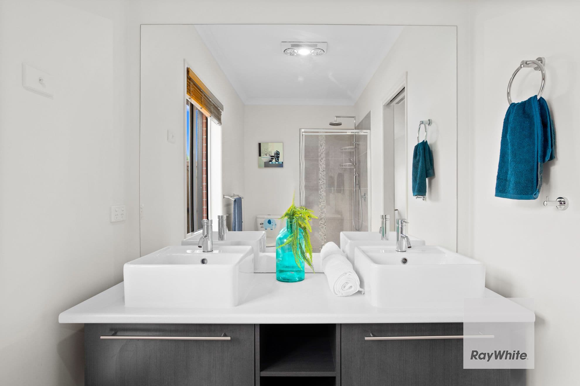 5 Devonport Court, Taylors Hill VIC 3037, Taylors Hill - Thumbnail 3