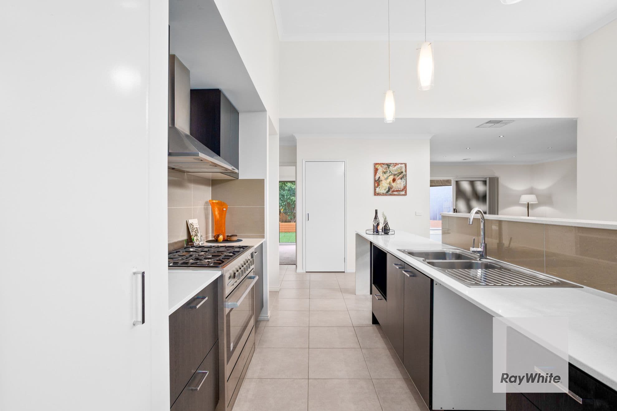 5 Devonport Court, Taylors Hill VIC 3037, Taylors Hill - Thumbnail 5