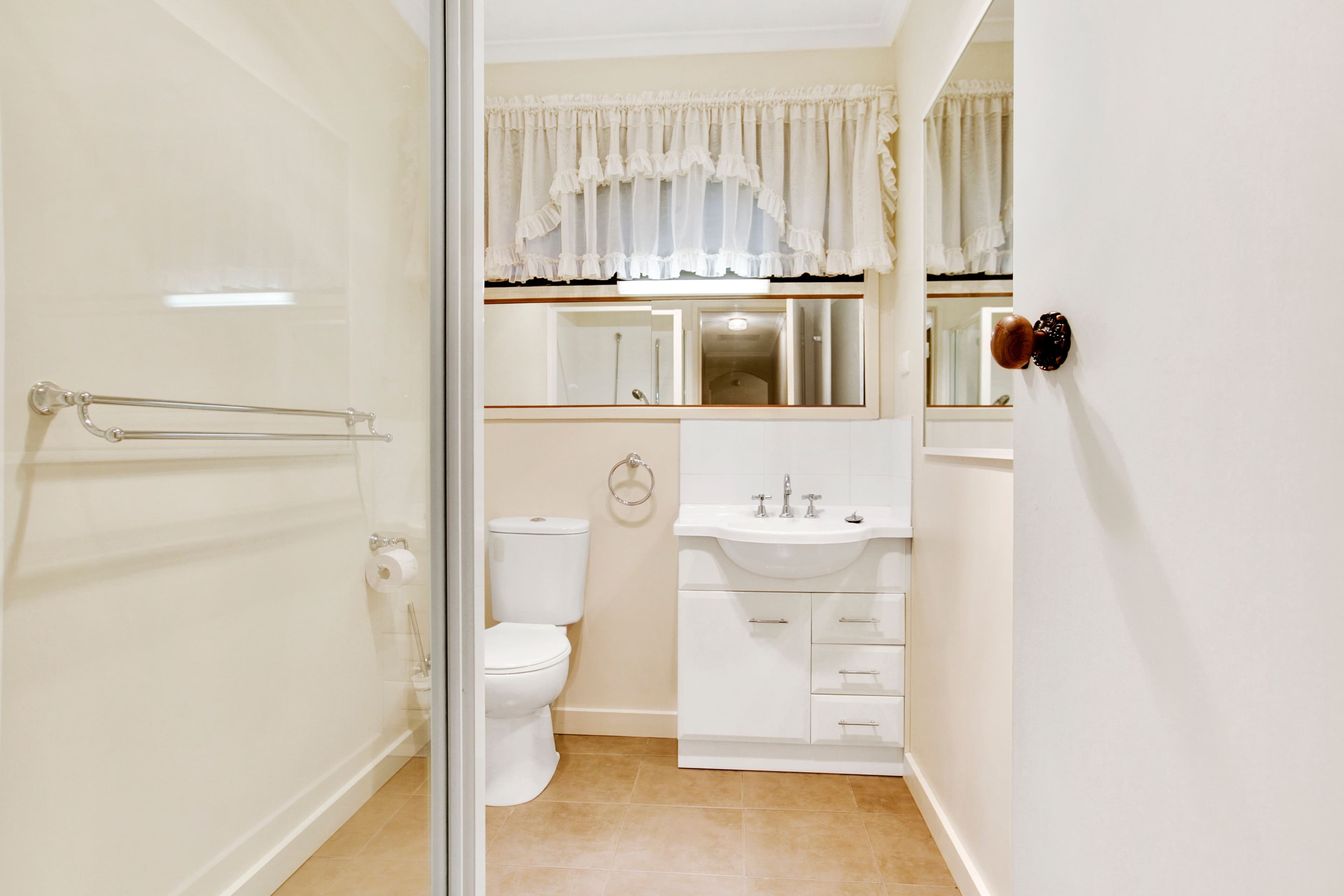 12 Edinburgh Road, Forestville, Forestville - Thumbnail 4