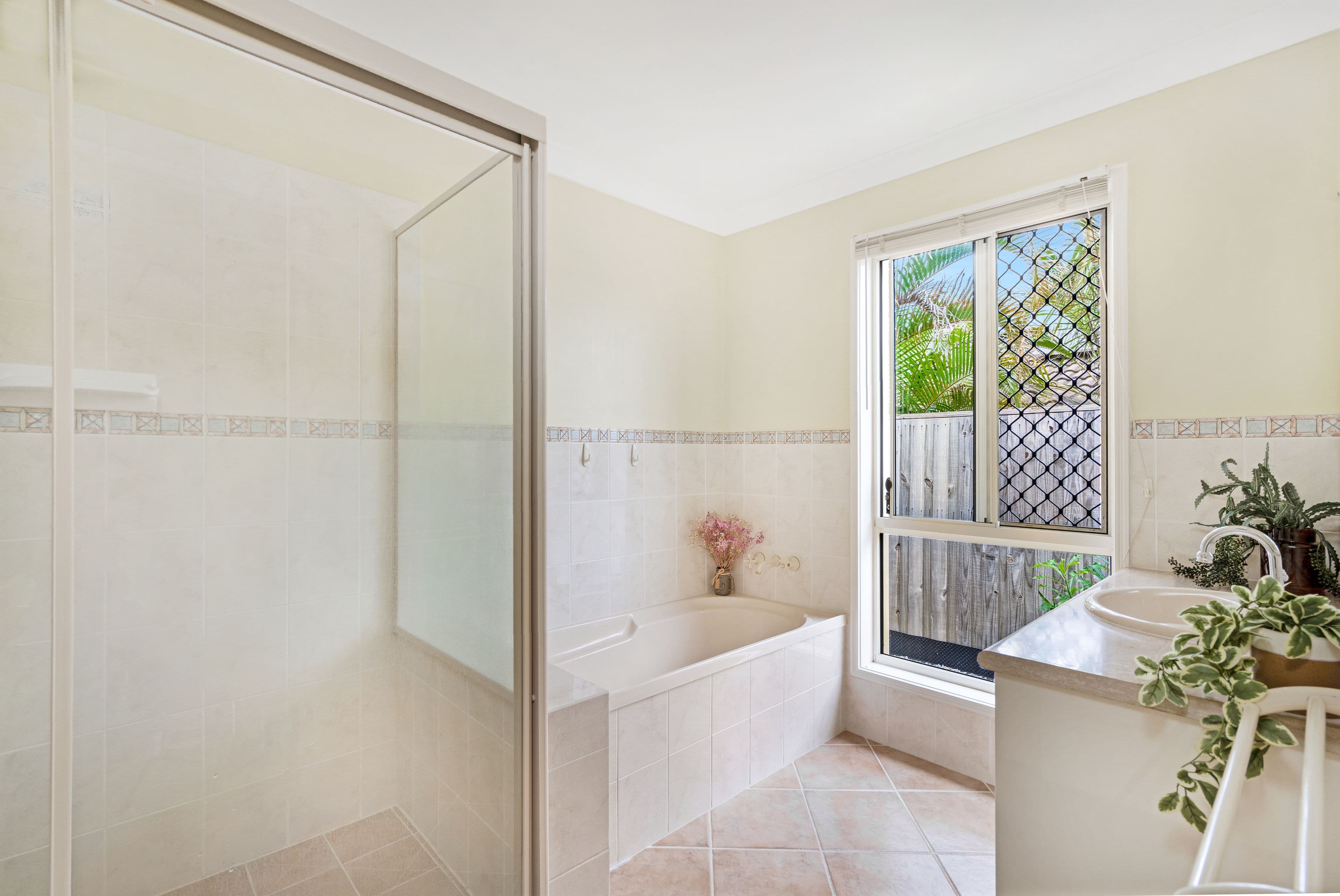 5 Rainbow Fern Court, Robina QLD 4226, Robina - Thumbnail 7