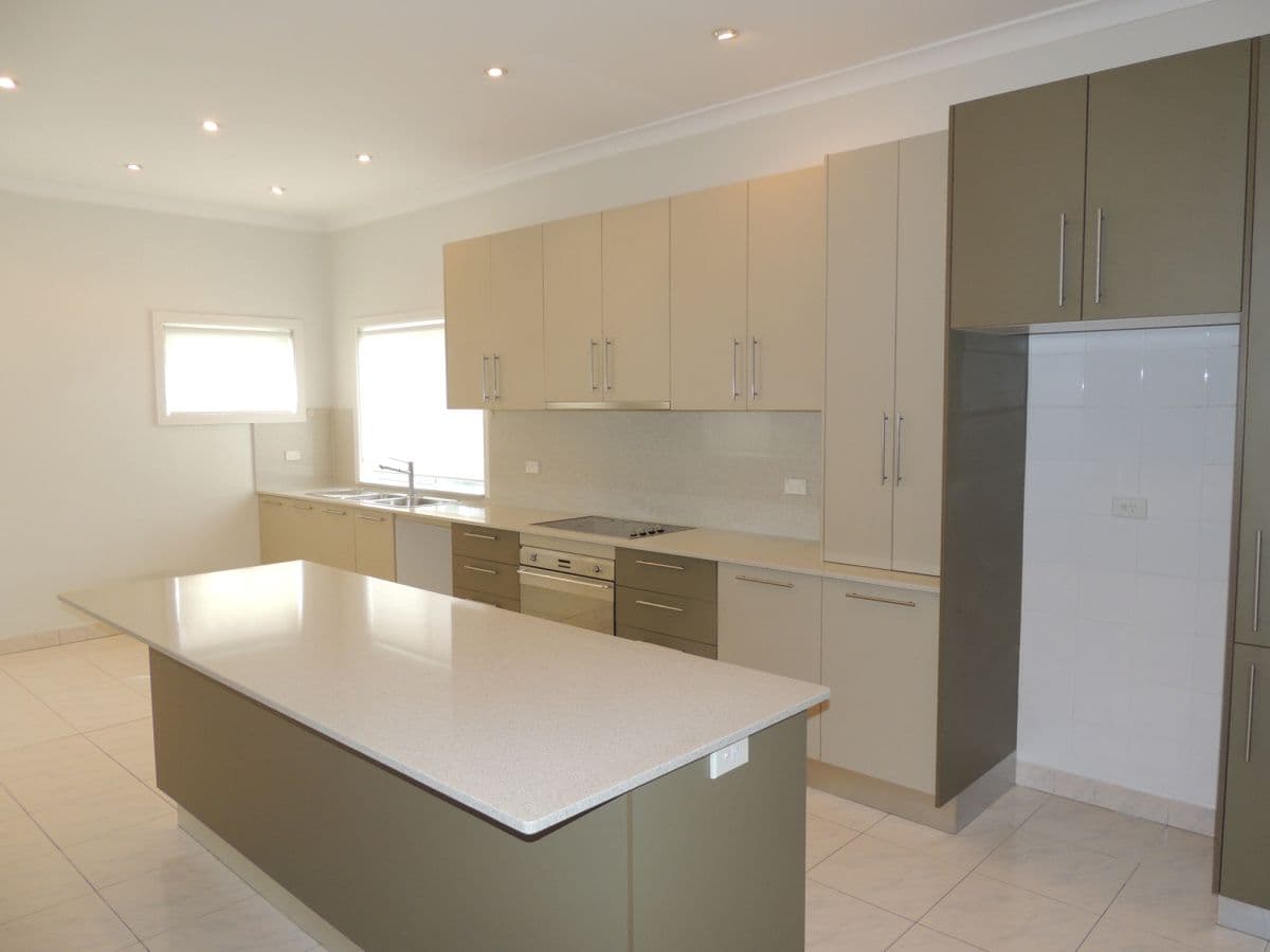 94 Twin Road, NORTH RYDE NSW 2113, North Ryde - Thumbnail 2