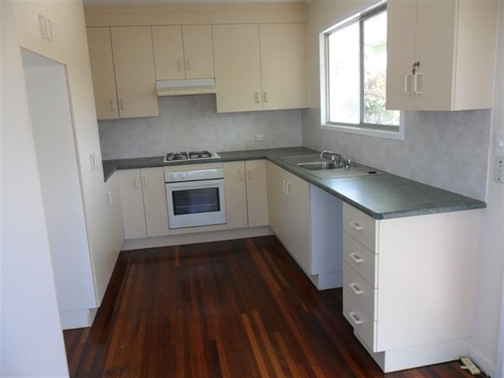 12 Sheehan Avenue, WANDAL QLD 4700, Wandal - Thumbnail 2
