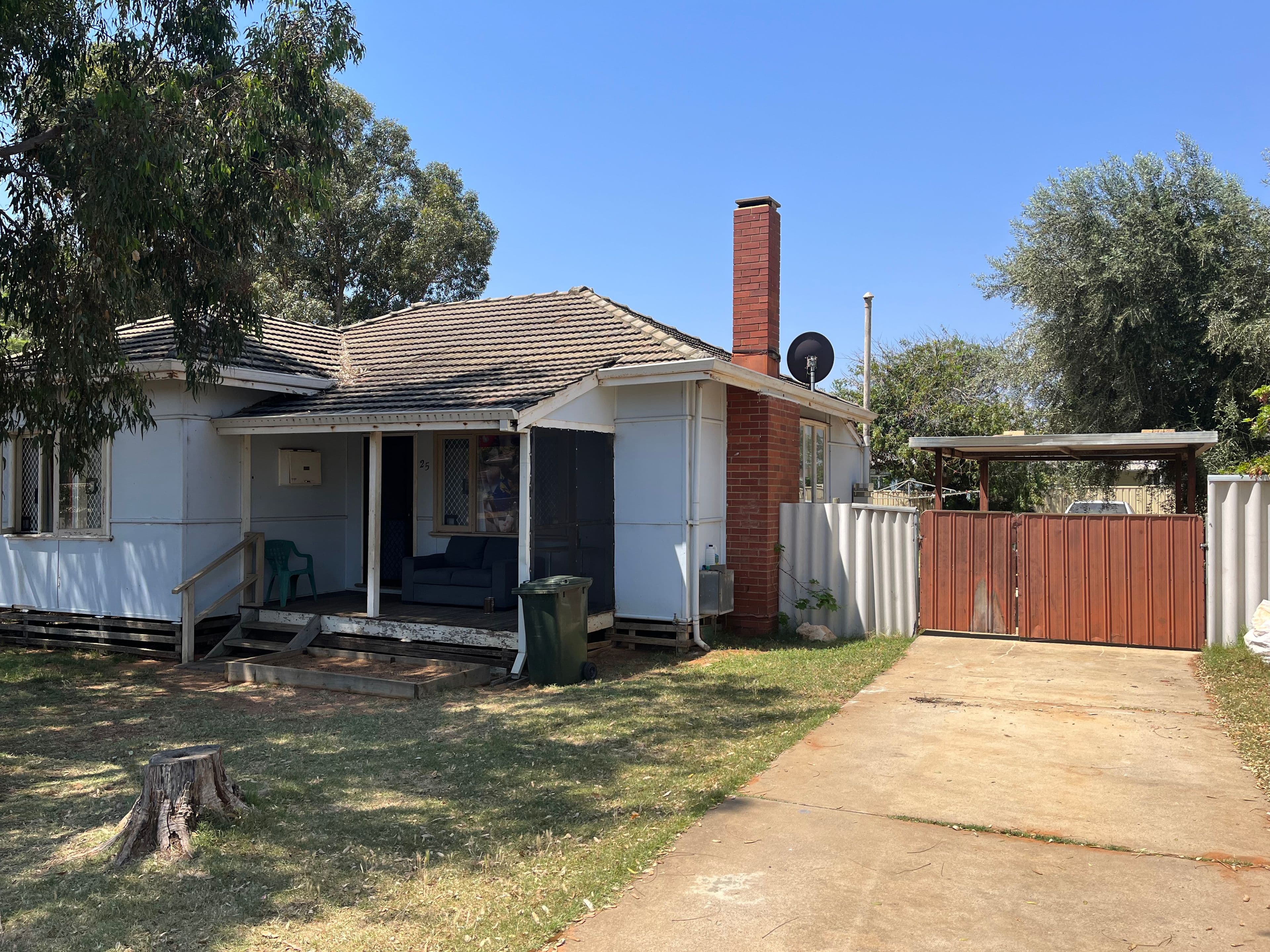 25 Diosma Street, Rangeway WA 6530, Rangeway - Image 1