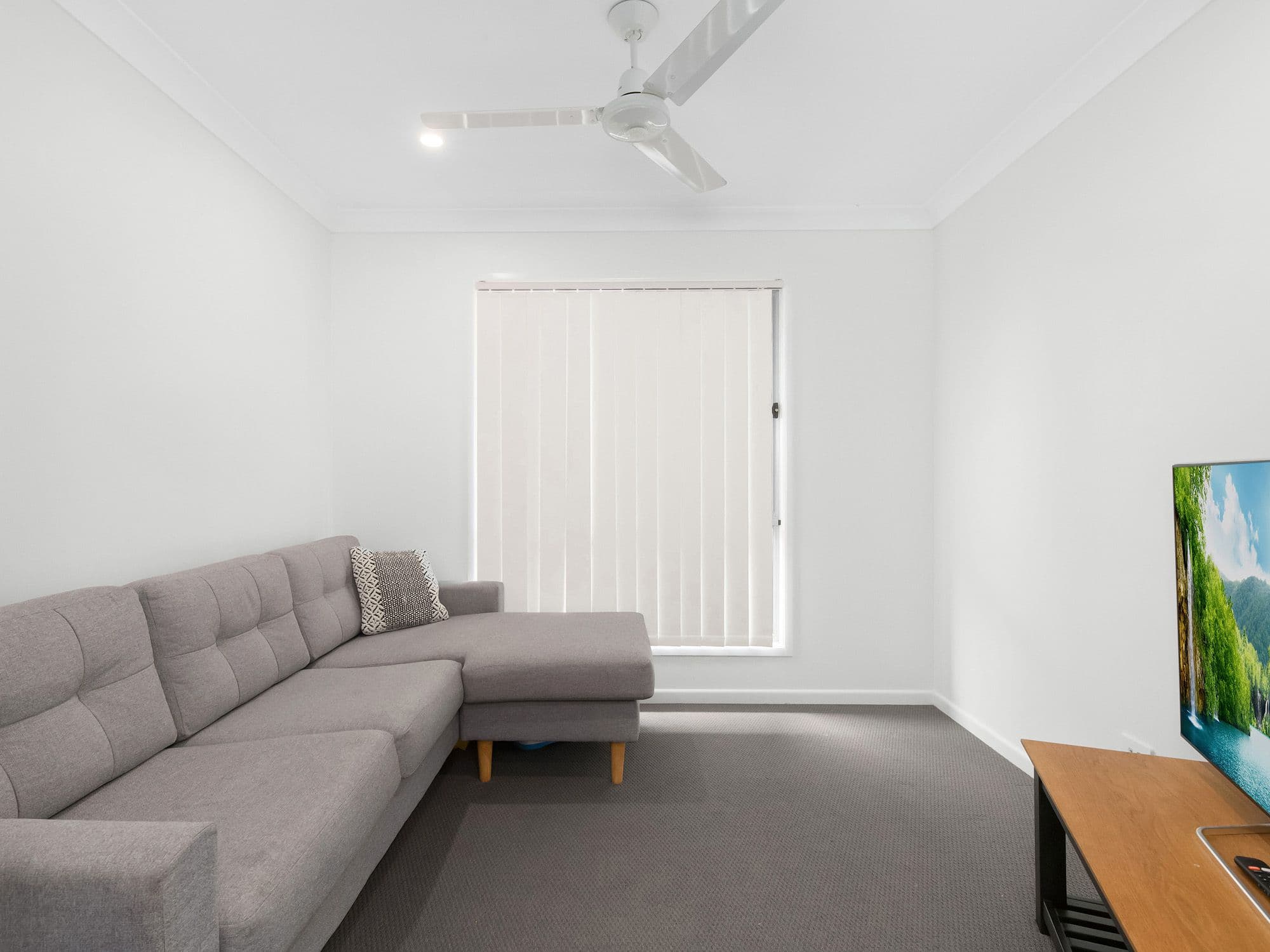 203 Tallagandra Road, Holmview QLD 4207, Holmview - Thumbnail 6
