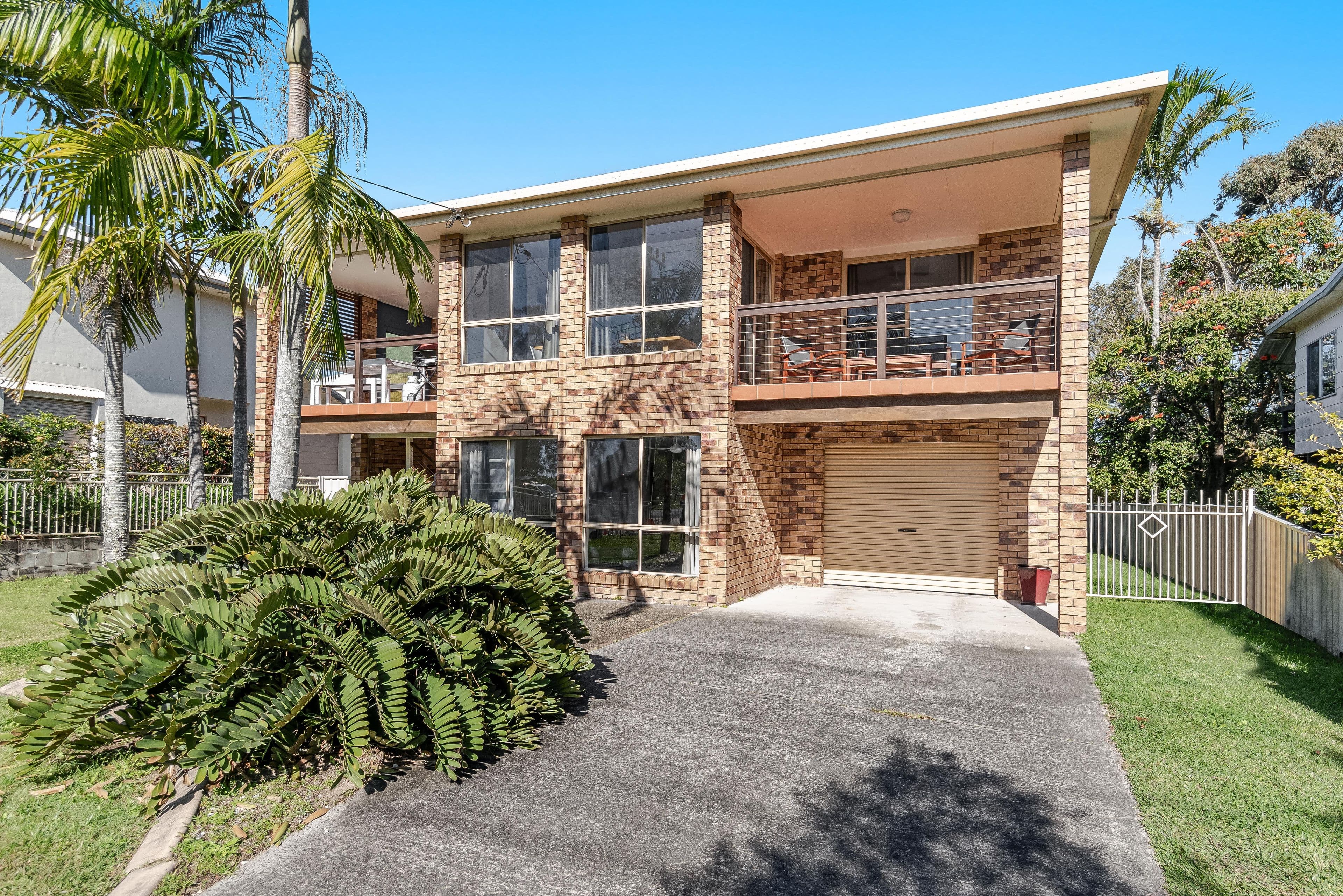 18 Yamba Road, Yamba NSW 2464, Yamba - Image 1