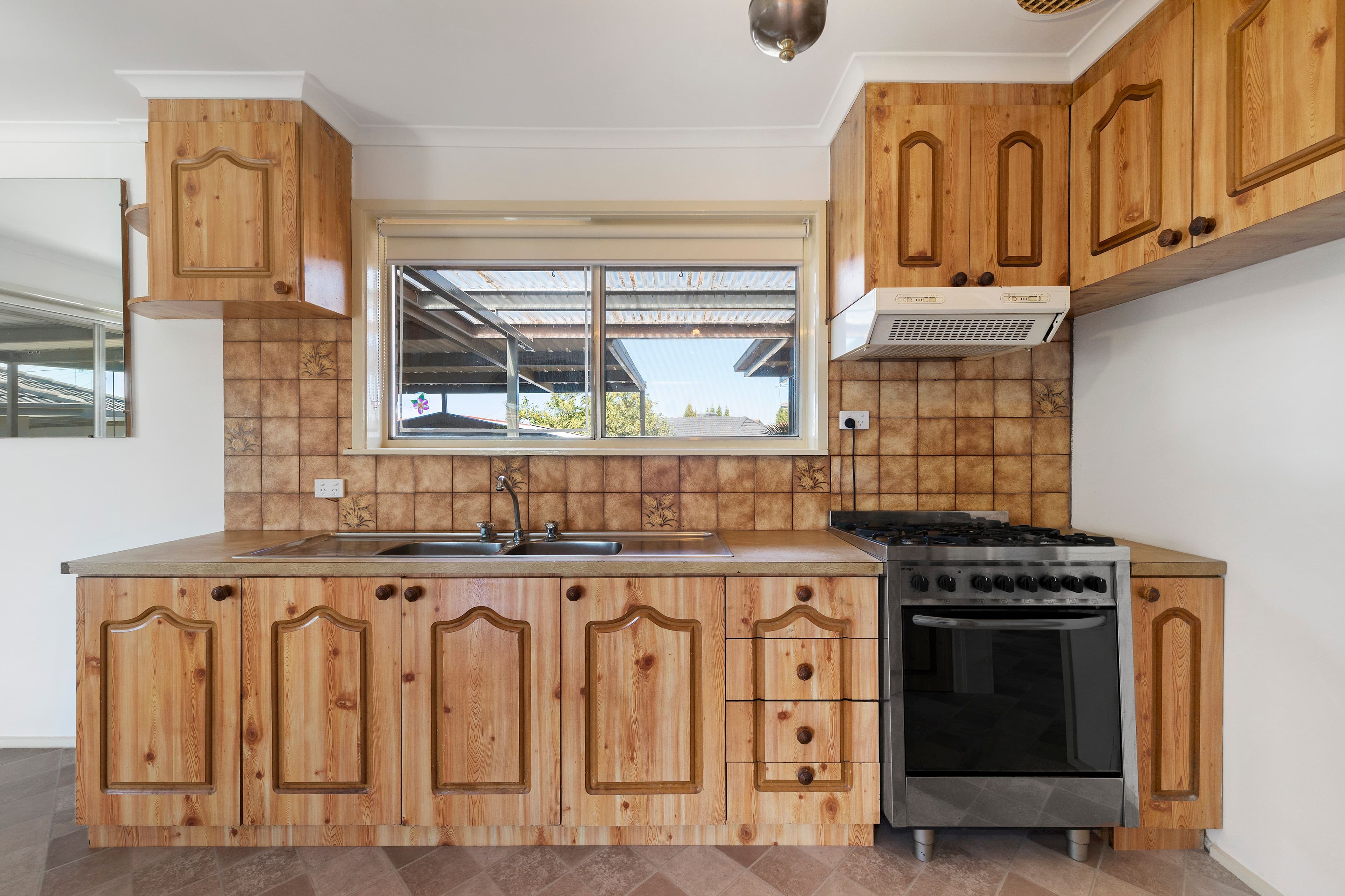 49 Pinewood Drive, Thomastown VIC 3074, Thomastown - Thumbnail 4