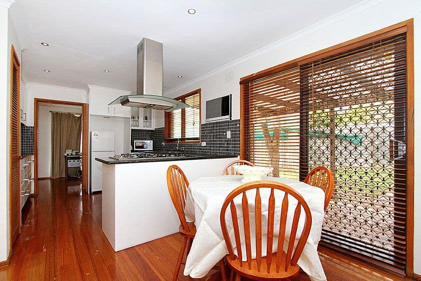 11 Septimus Close, MILL PARK VIC 3082, Mill Park - Thumbnail 3