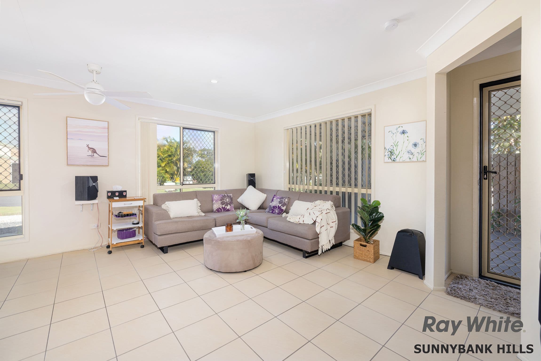 8 Semley Street, Hillcrest QLD 4118, Hillcrest - Thumbnail 3