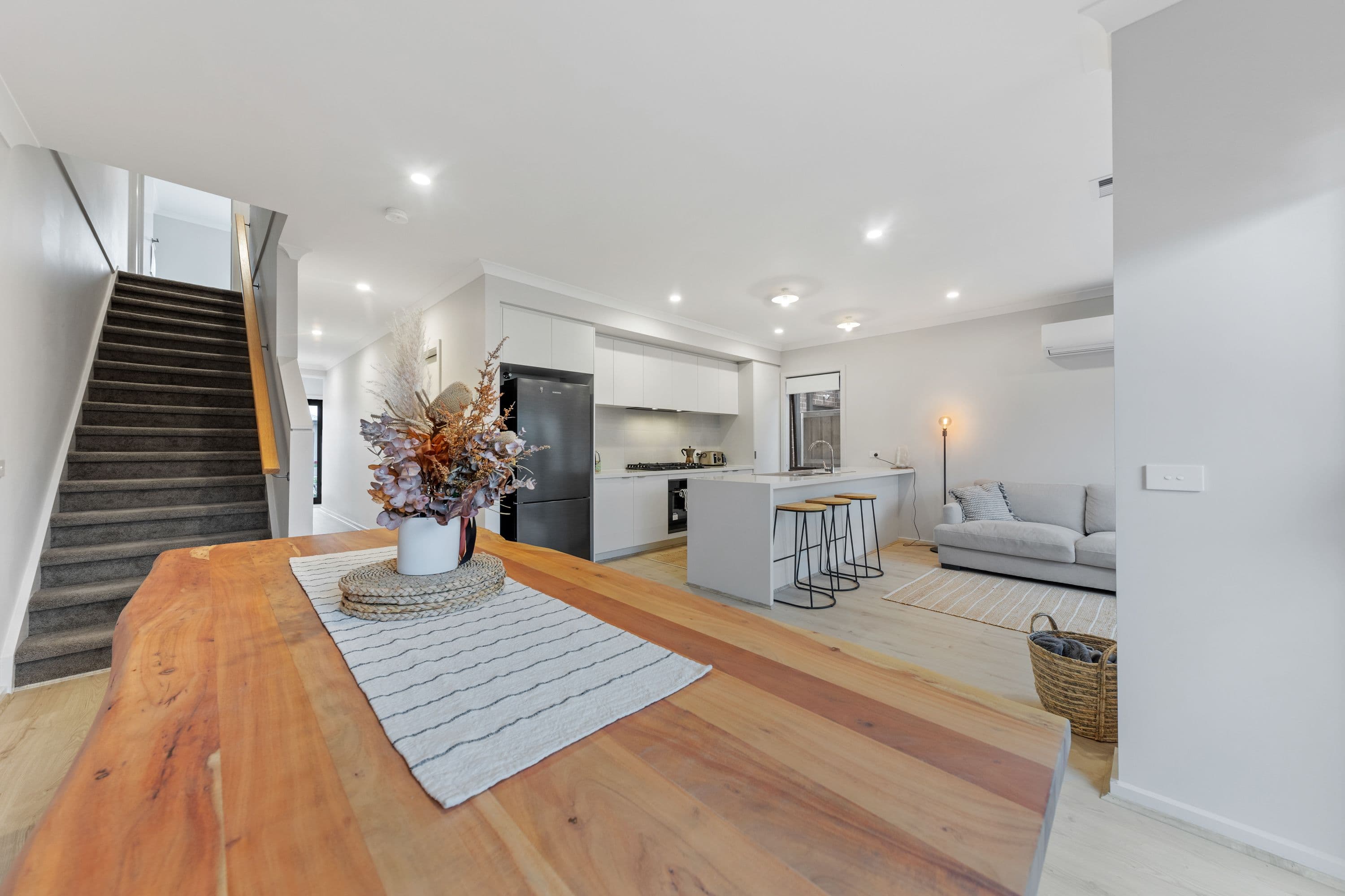15 Hearthstone Circuit, Clyde North VIC 3978, Clyde North - Thumbnail 6
