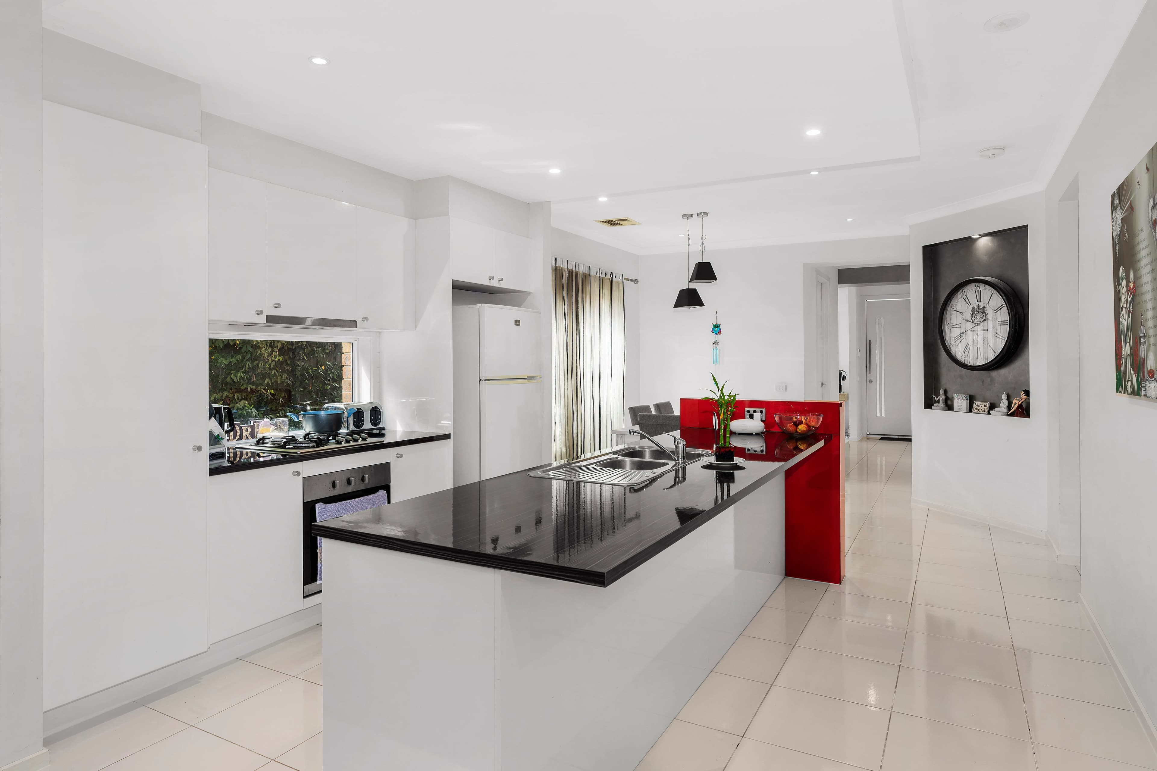39 Kimberley Grove, Pakenham VIC 3810, Pakenham - Thumbnail 3