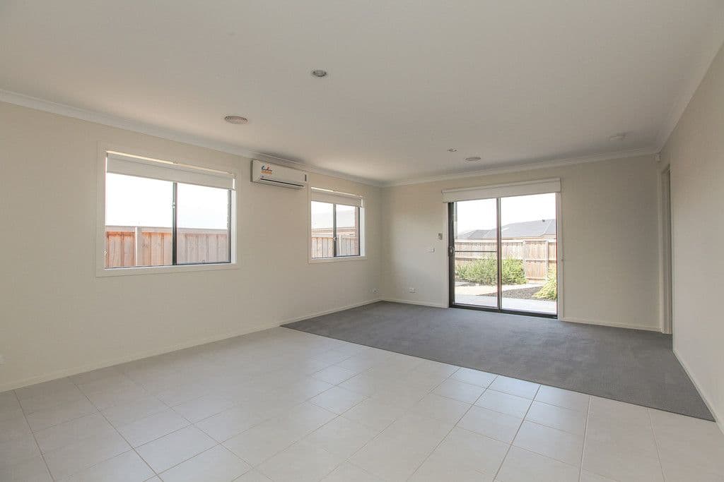 2/23A Becket Street South, Glenroy VIC 3046, Glenroy - Thumbnail 2