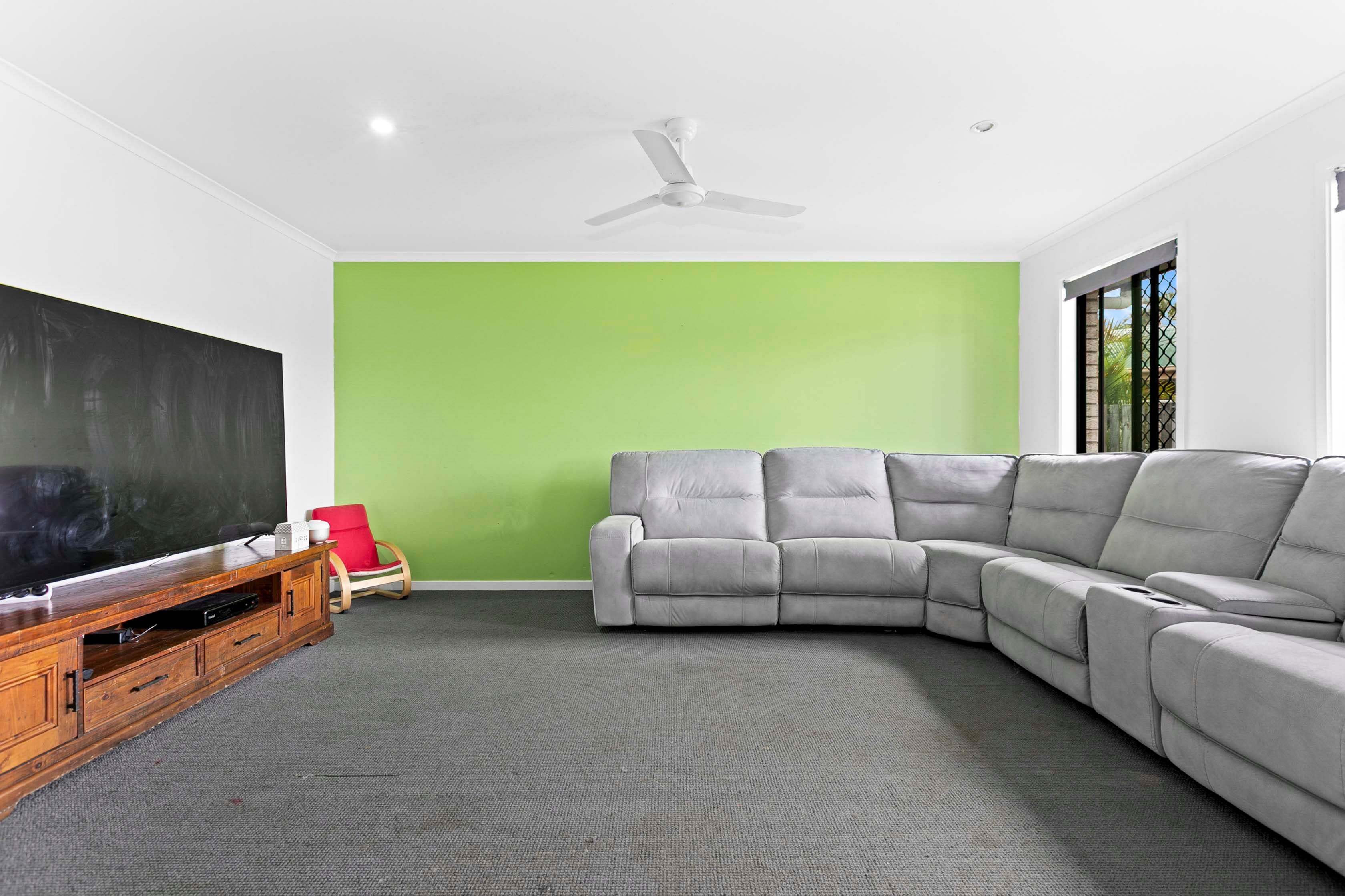 11 Chanak Close, Point Vernon QLD 4655, Point Vernon - Thumbnail 4