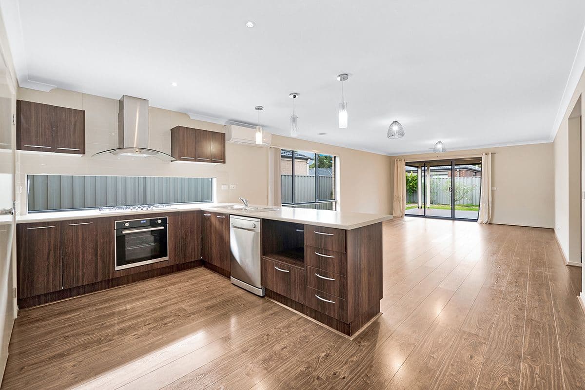 25 Birdwell Drive, Cranbourne East VIC 3977, Cranbourne East - Thumbnail 6
