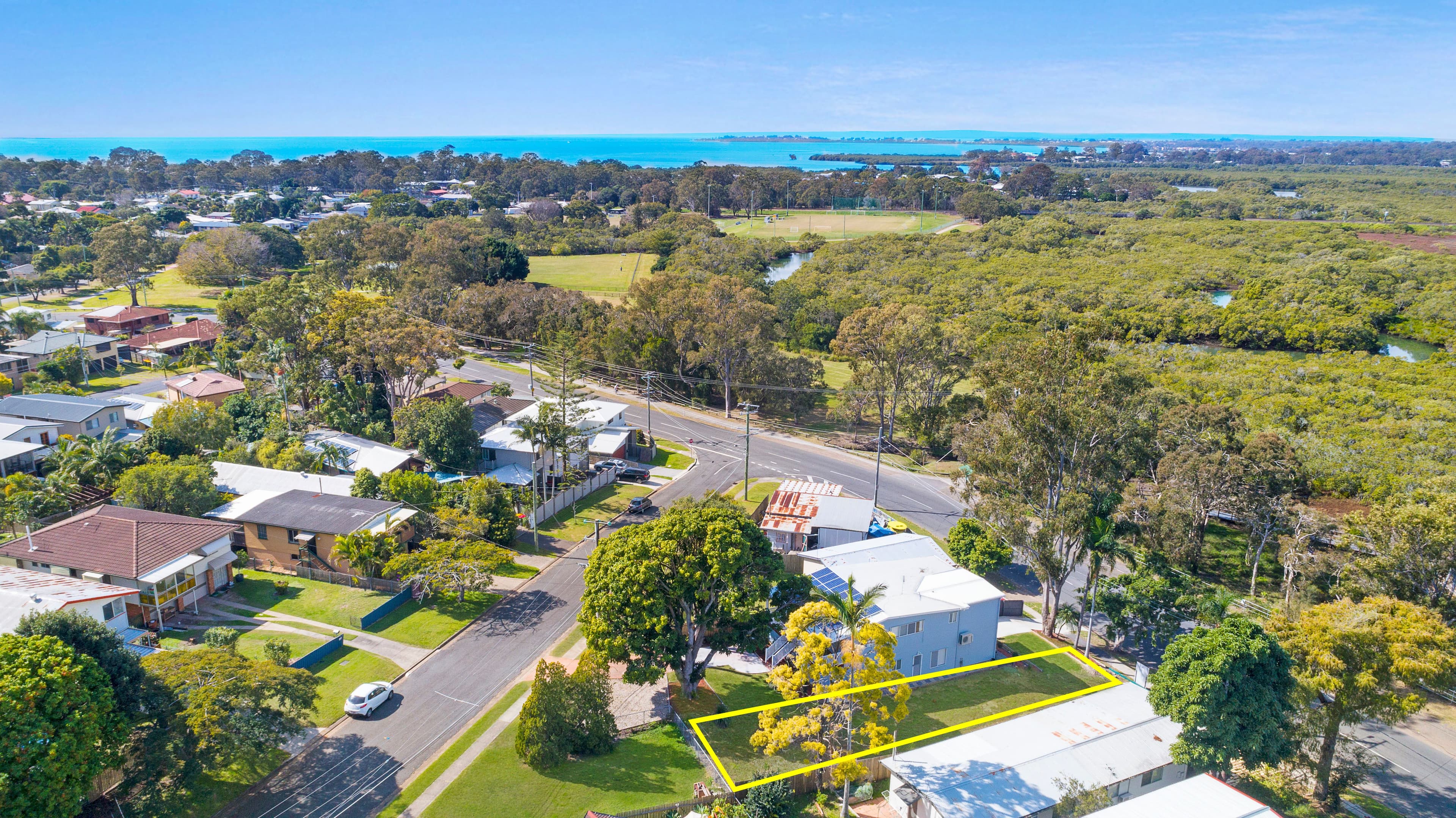 325 Whites Road, Lota QLD 4179, Lota - Image 1